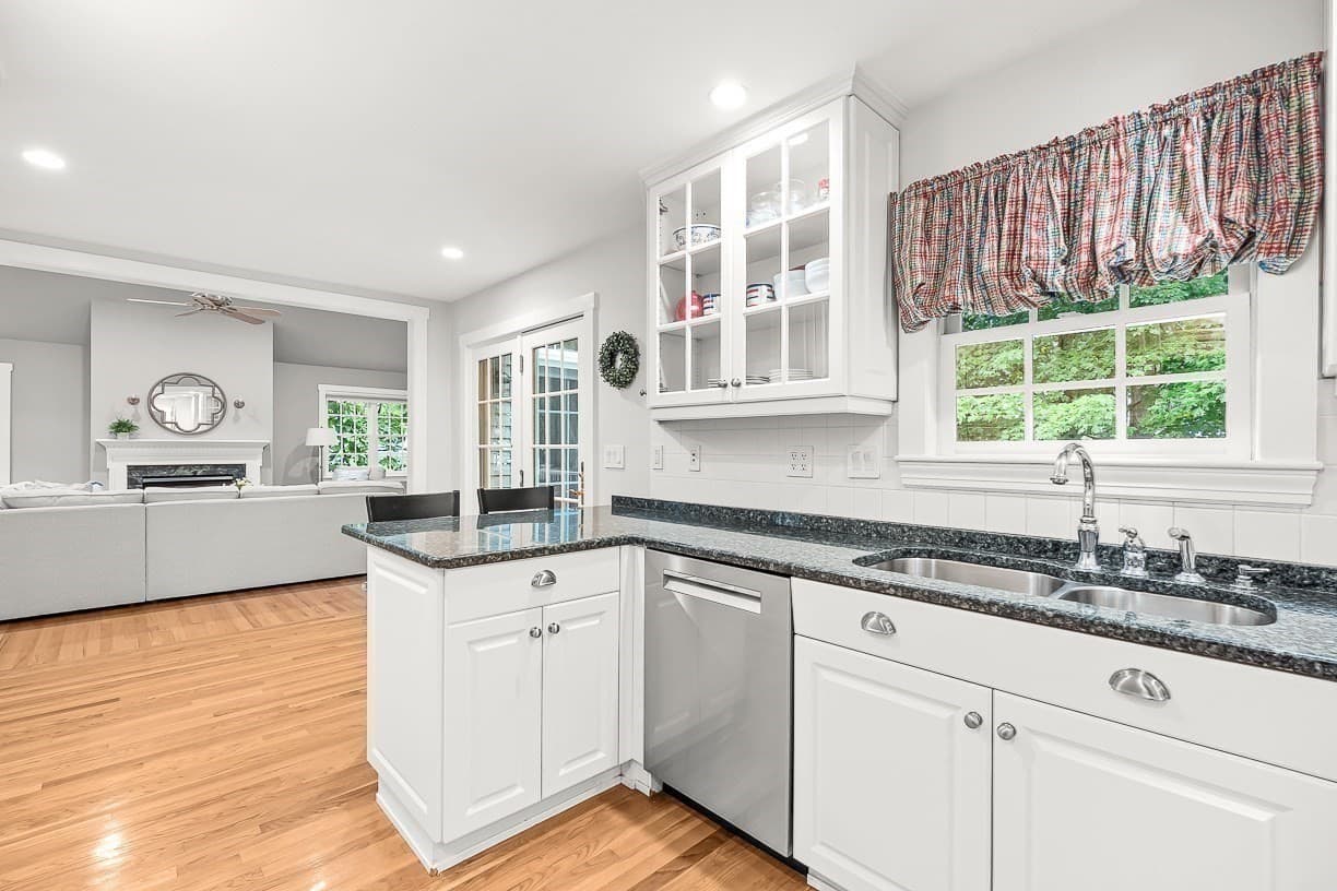 Single Family Residence at 4 Churchill Road, Winchester MA 01890, Winchester, photo 19 of 42