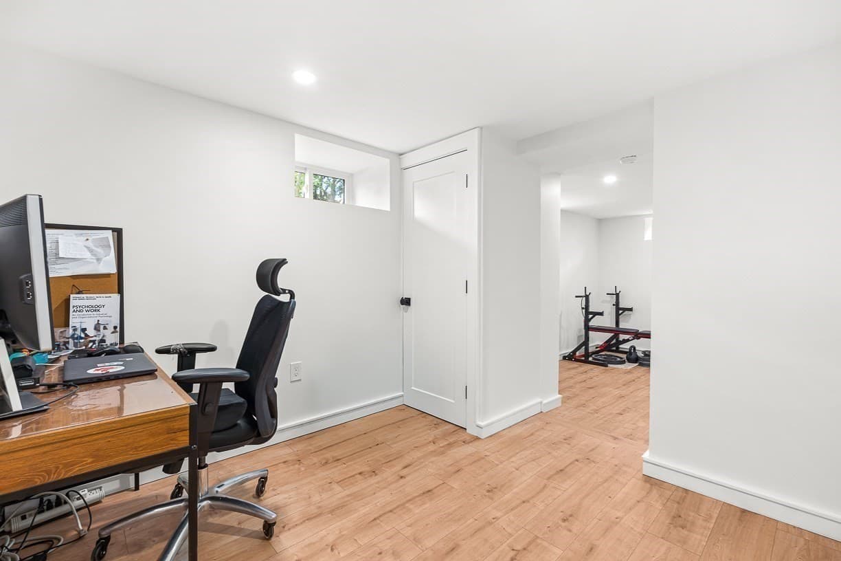 Single Family Residence at 57 Glendale Ave, Melrose MA 02176, Melrose, photo 32 of 42
