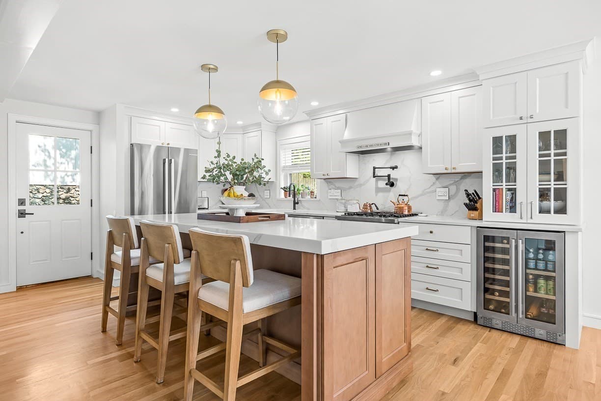 Single Family Residence at 57 Glendale Ave, Melrose MA 02176, Melrose, photo 10 of 42