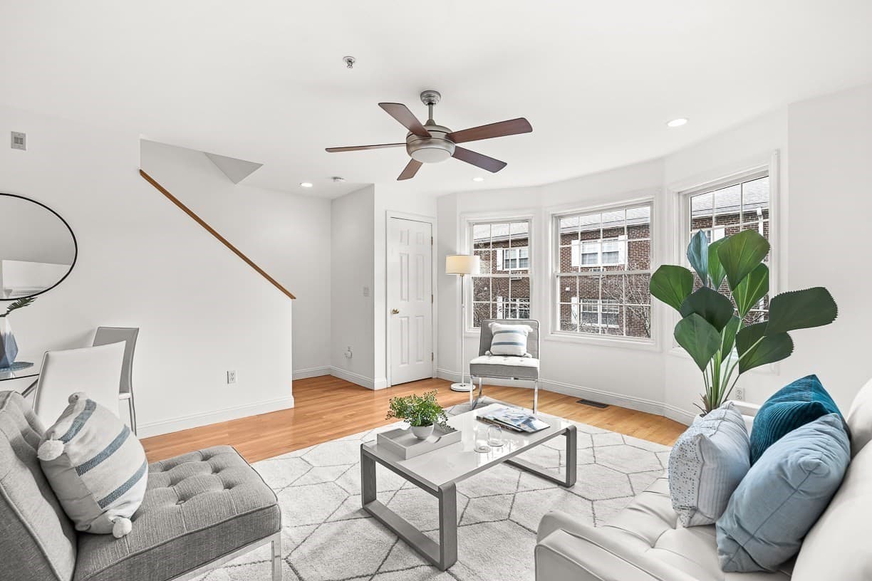 Condominium at 37 Pond St # 1, Waltham MA 02451, photo 3 of 21