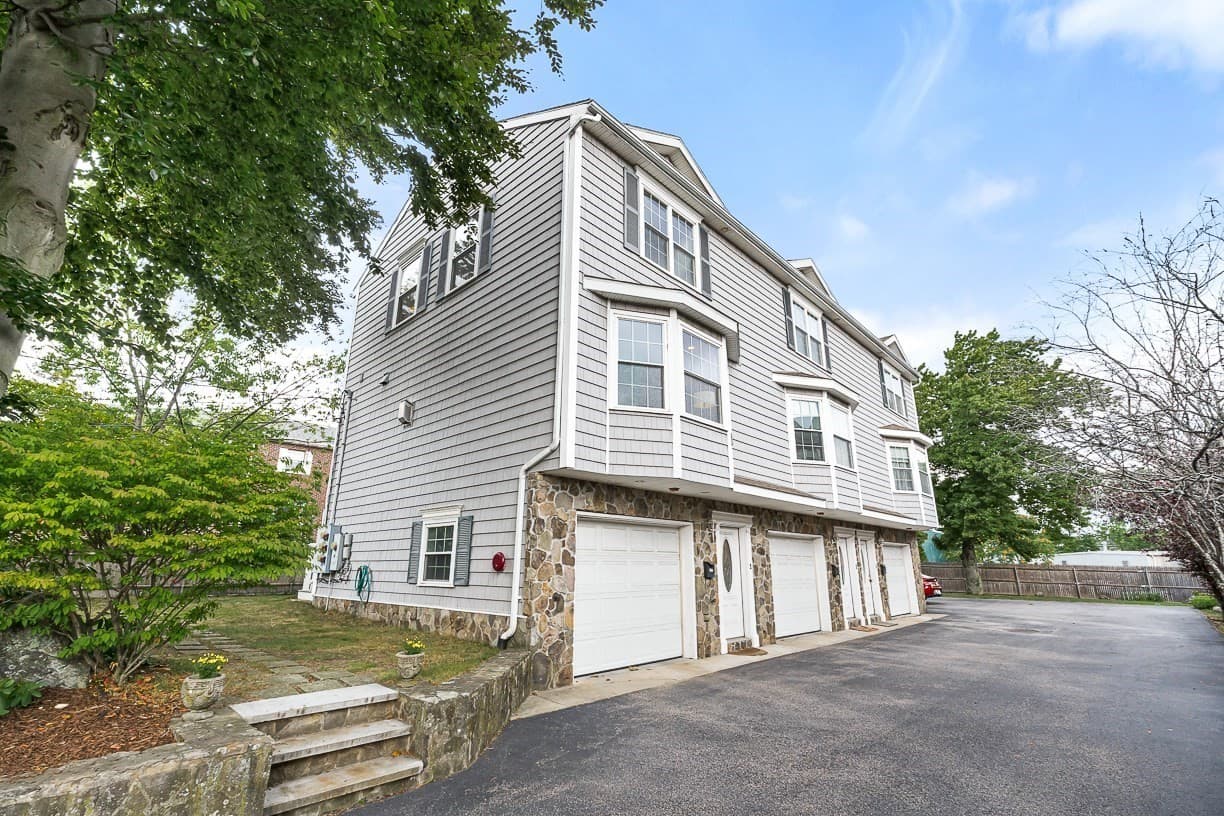 Condominium at 37 Pond St # 1, Waltham MA 02451, photo 20 of 21