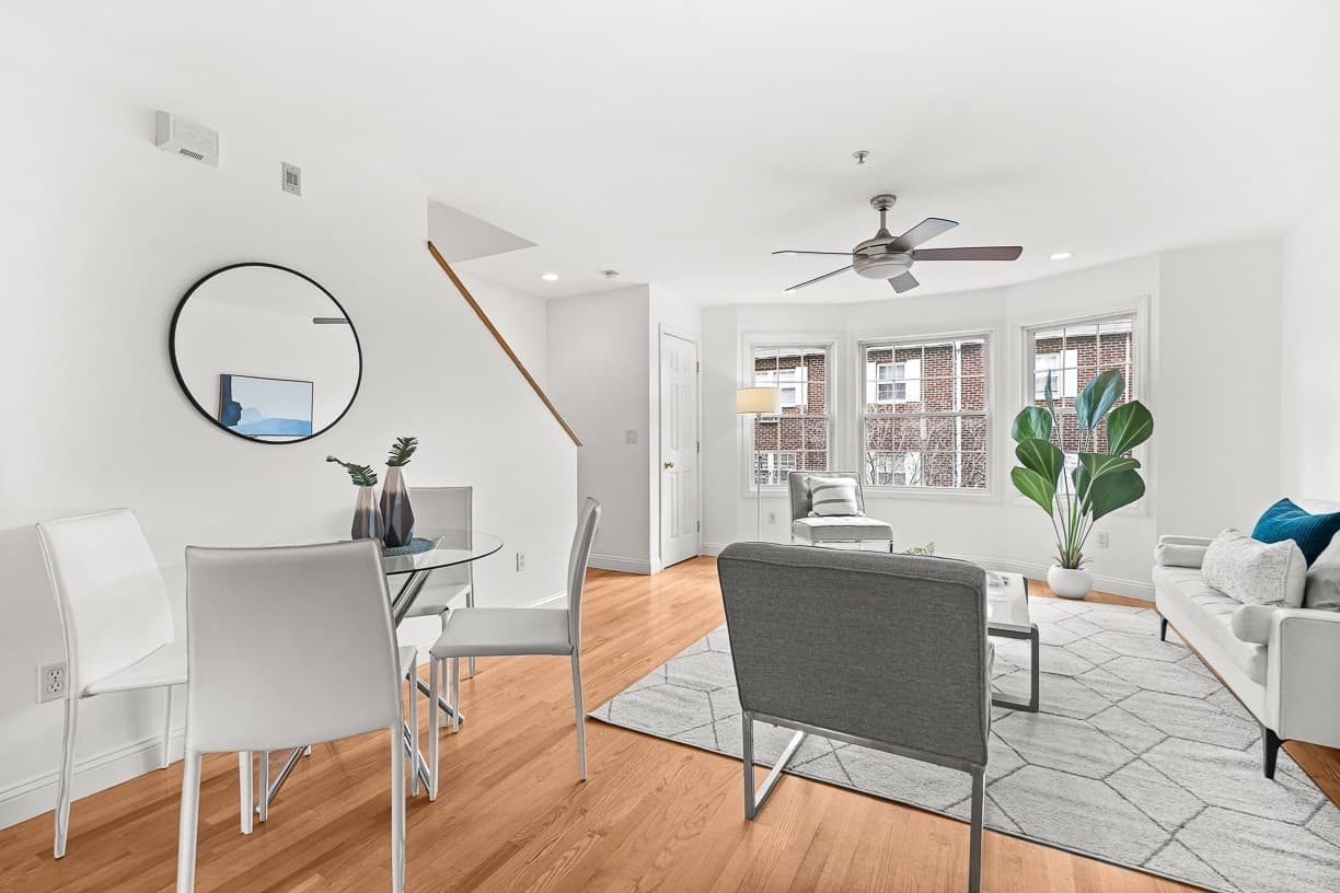 Condominium at 37 Pond St # 1, Waltham MA 02451, photo 4 of 21