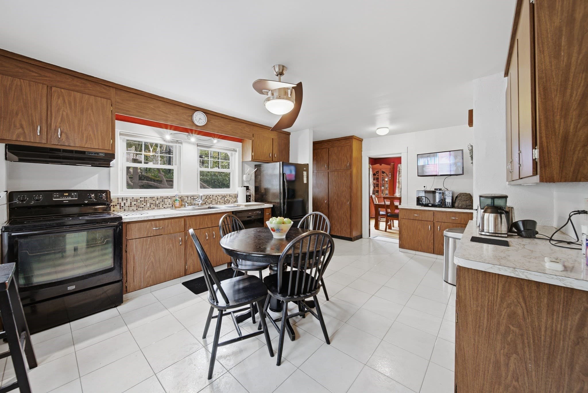Single Family Residence at 227 Fulton St, Medford MA 02155, Medford, photo 8 of 32