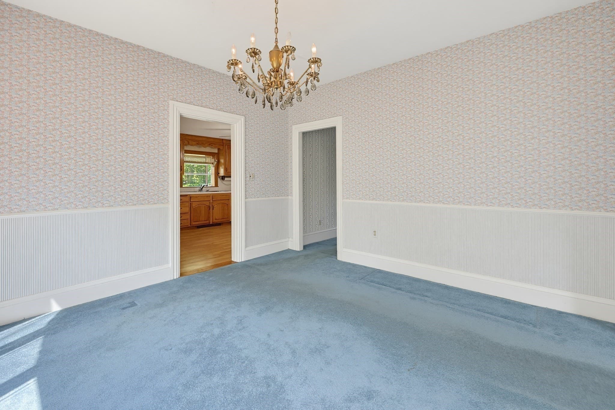 Single Family Residence at 22 Hodges St, Mansfield MA 02048, Mansfield, photo 13 of 42