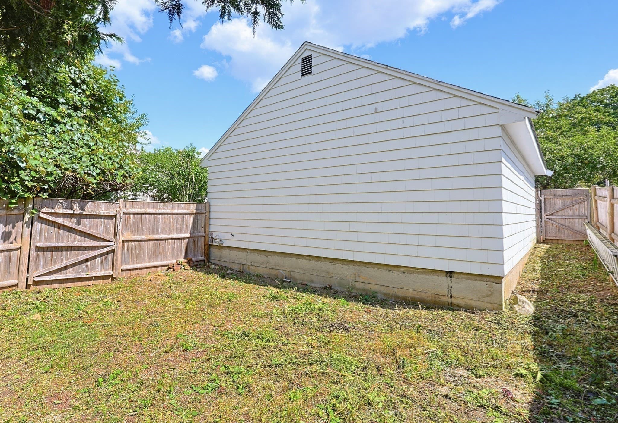 Single Family Residence at 22 Hodges St, Mansfield MA 02048, Mansfield, photo 36 of 42