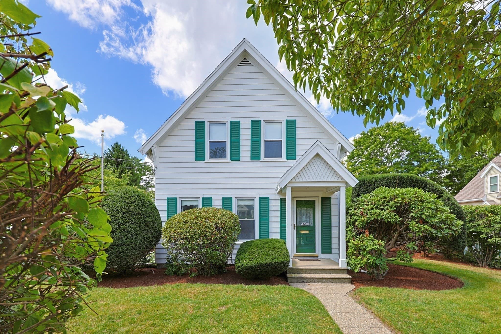 22 Hodges St, Mansfield MA 02048