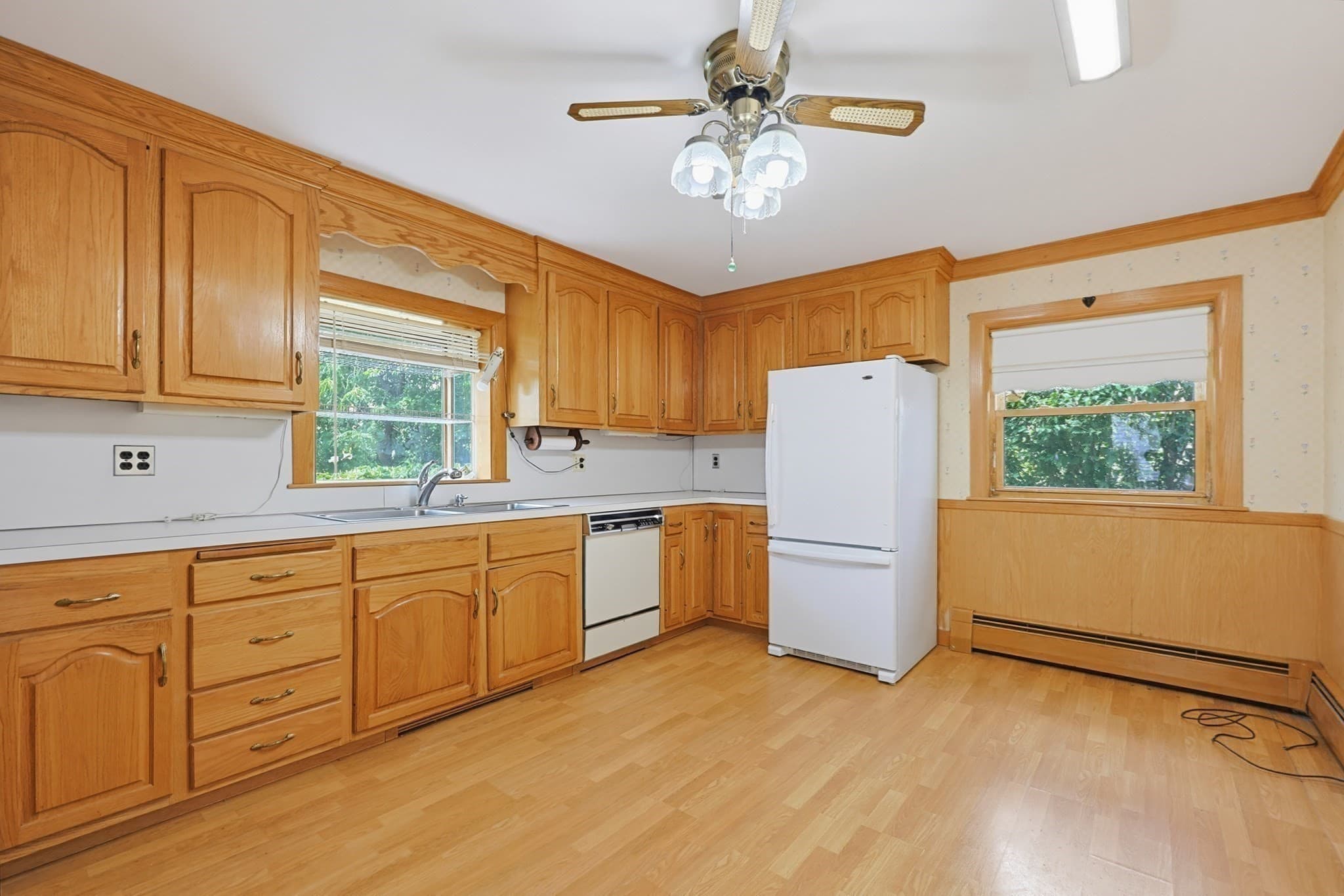 Single Family Residence at 22 Hodges St, Mansfield MA 02048, Mansfield, photo 9 of 42