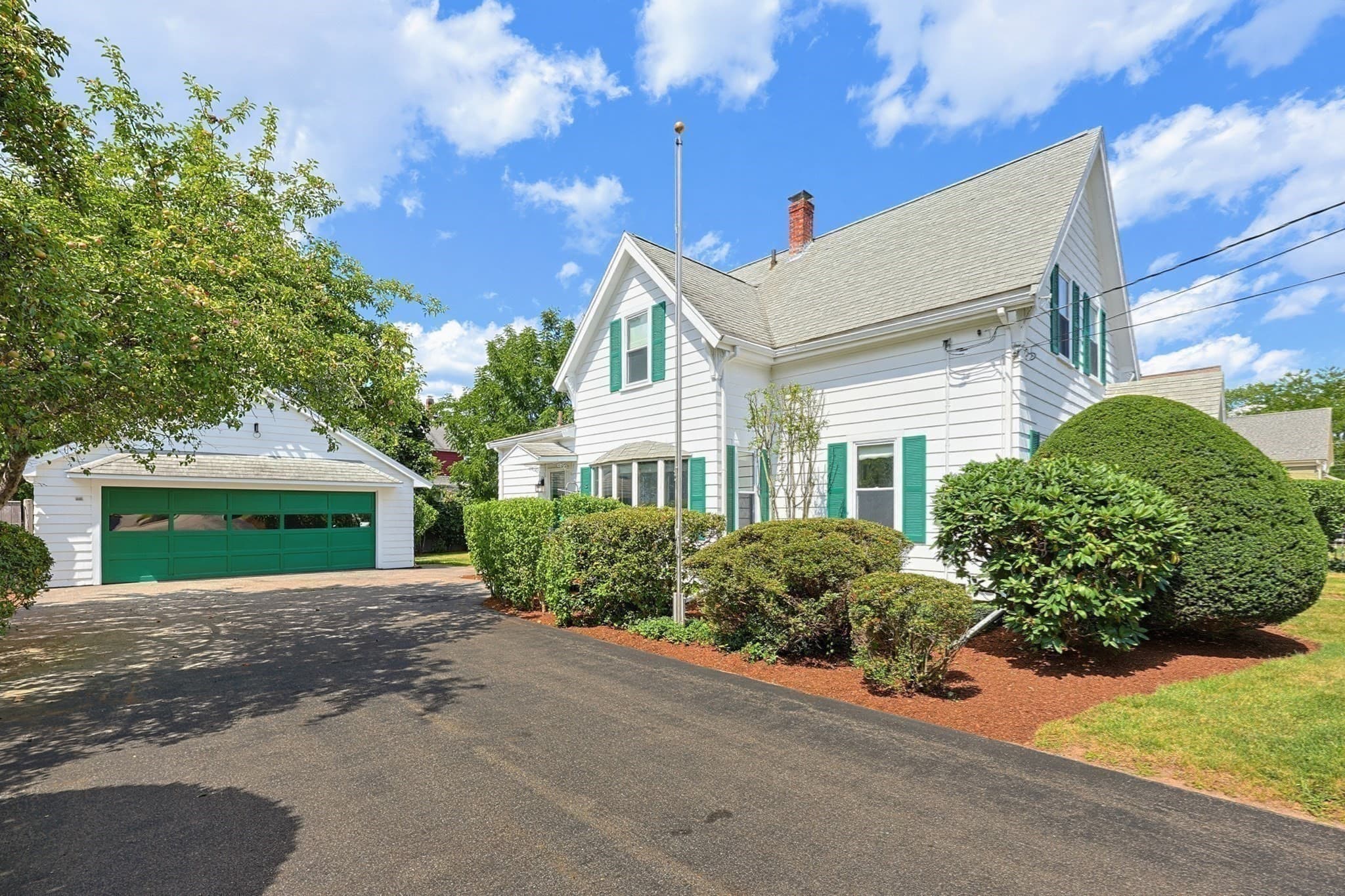 Single Family Residence at 22 Hodges St, Mansfield MA 02048, Mansfield, photo 4 of 42