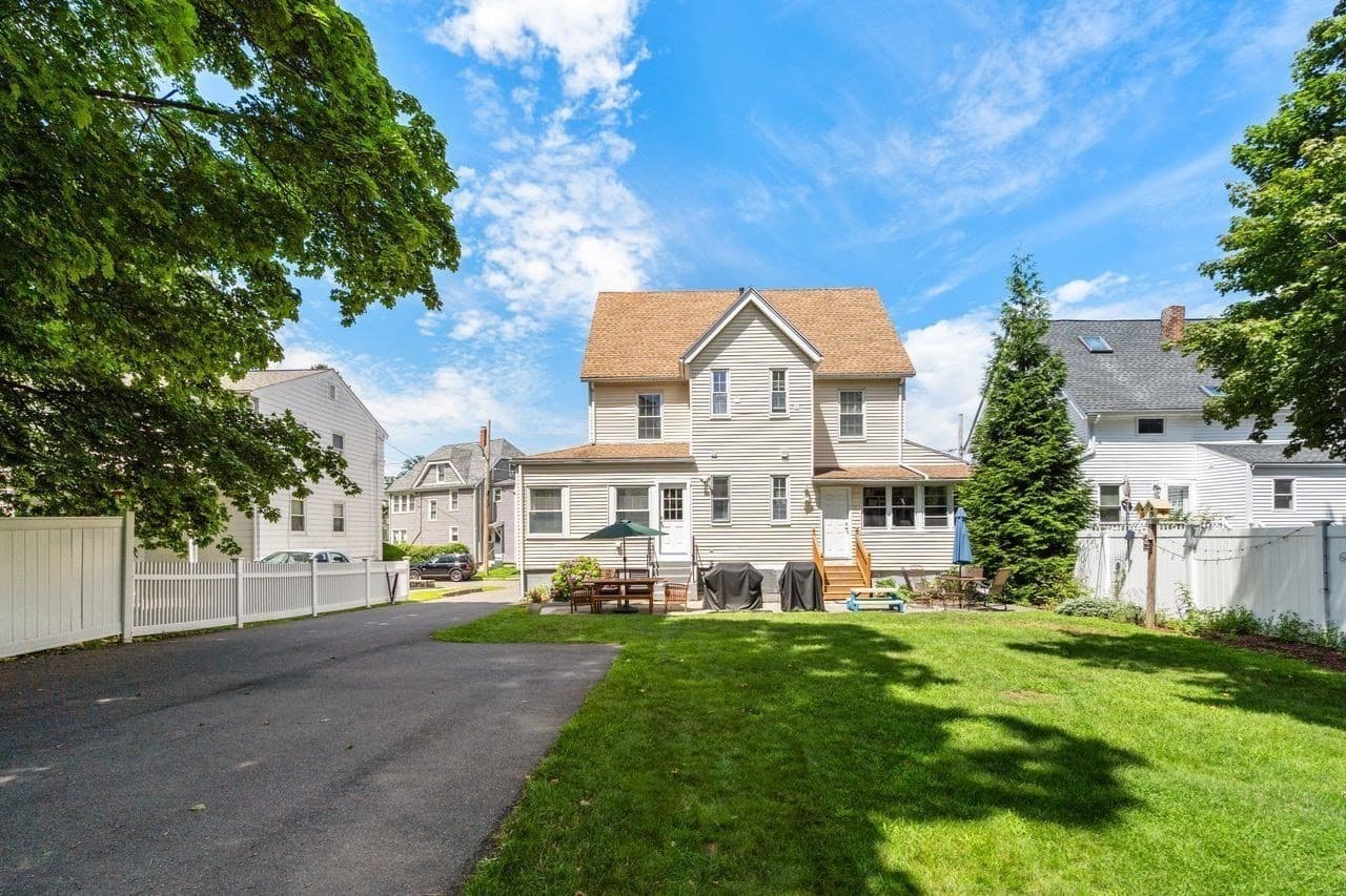 Condominium at 9 Tappan St # 9, Melrose MA 02176, Melrose, photo 22 of 22