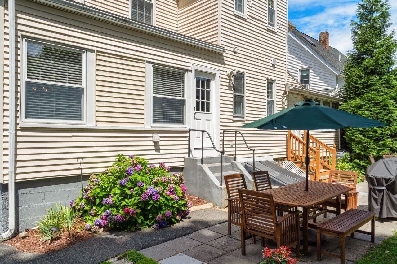 Condominium at 9 Tappan St # 9, Melrose MA 02176, Melrose, photo 20 of 22