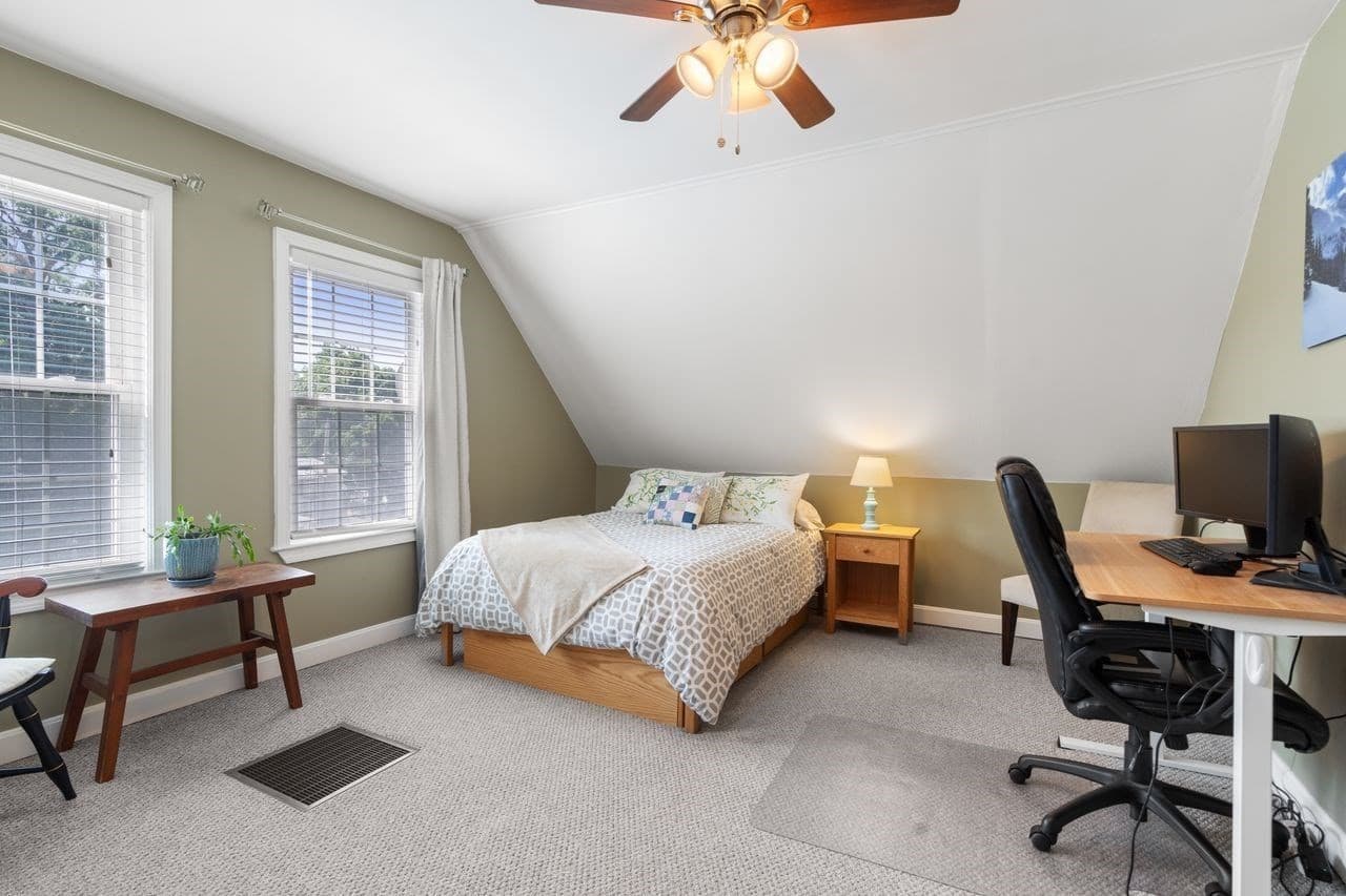 Condominium at 9 Tappan St # 9, Melrose MA 02176, Melrose, photo 18 of 22