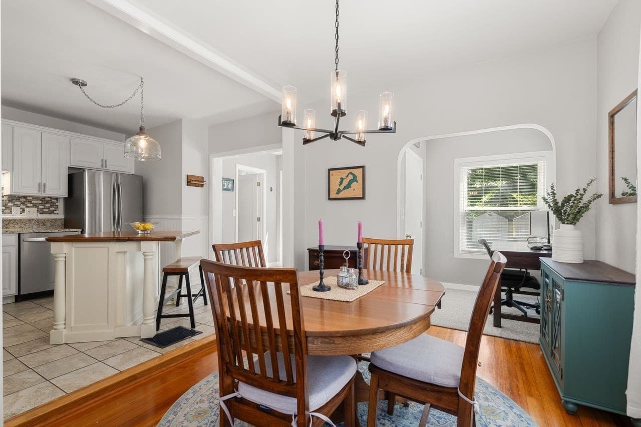 Condominium at 9 Tappan St # 9, Melrose MA 02176, Melrose, photo 8 of 22