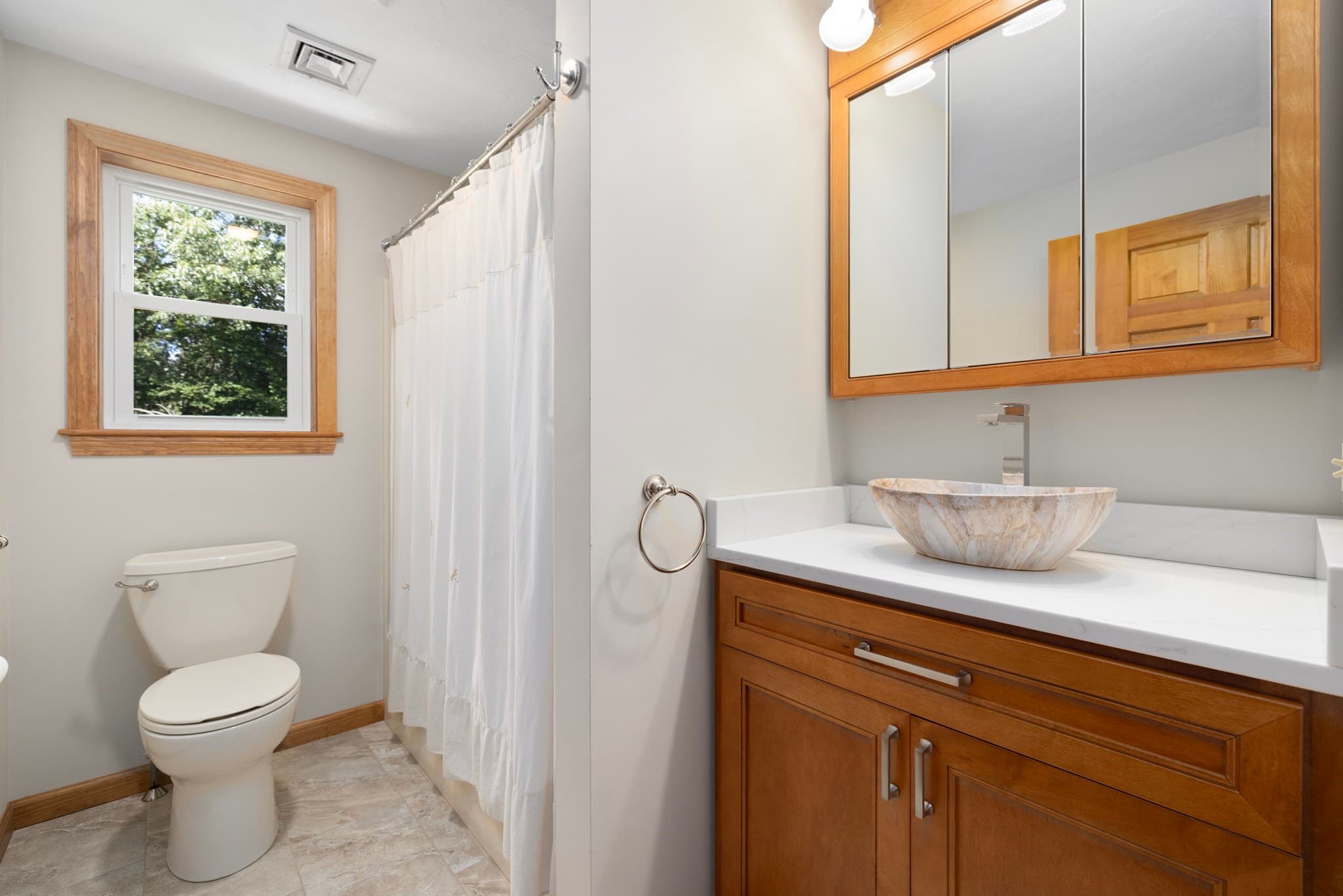 Single Family Residence at 7 Eagle Rock Dr, Millville MA 01529, Millville, photo 32 of 41