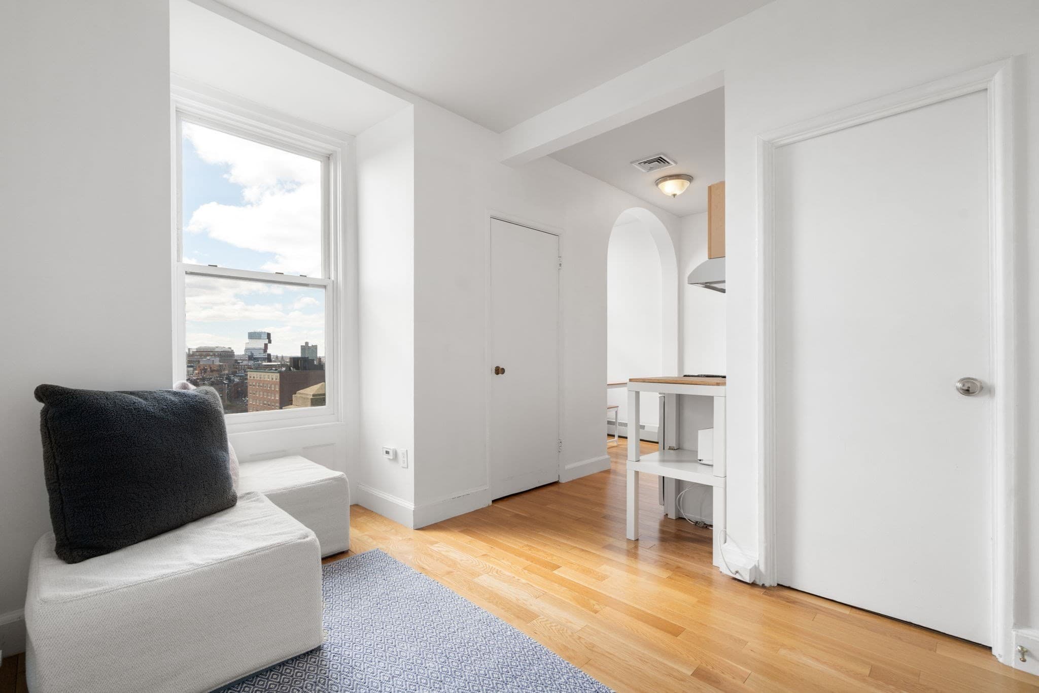 Condominium at 483 Beacon Street, Boston MA 02115, photo 9 of 13