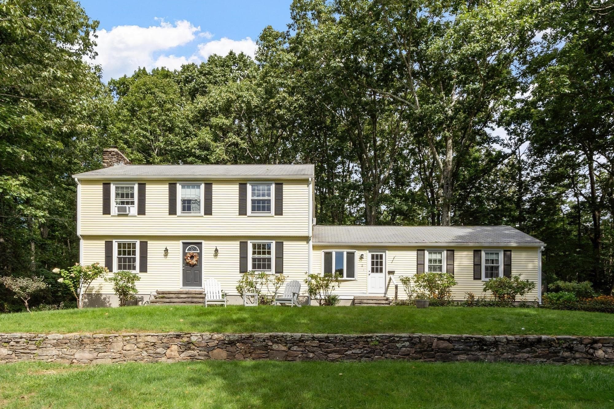 Single Family Residence at 2 Nipmuc Rd, Paxton MA 01612, Paxton, photo 2 of 39