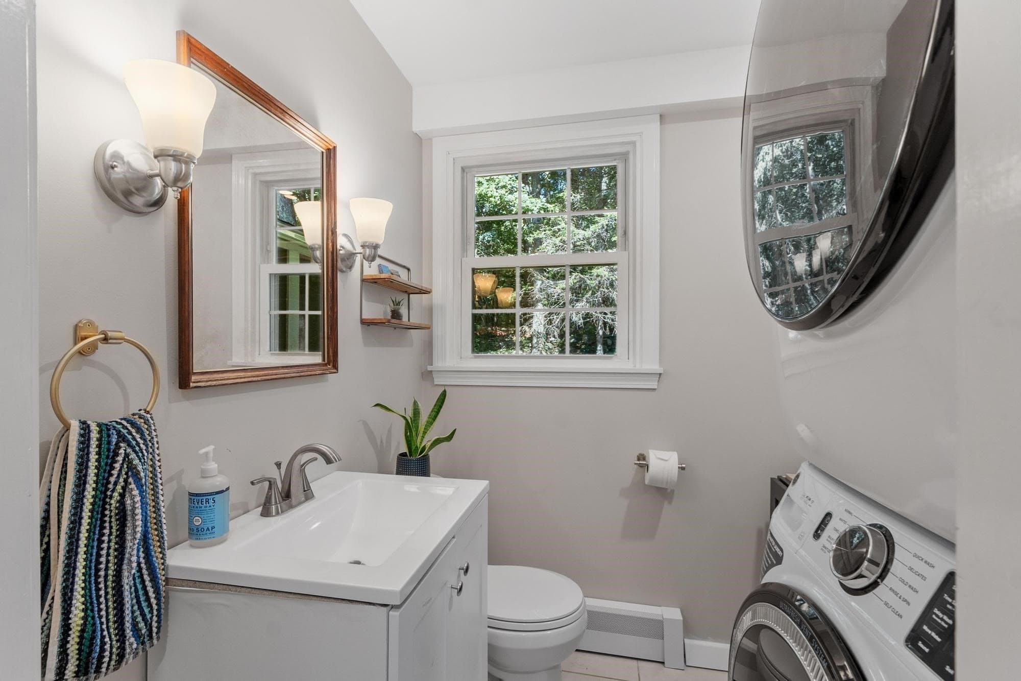 Single Family Residence at 2 Nipmuc Rd, Paxton MA 01612, Paxton, photo 15 of 39