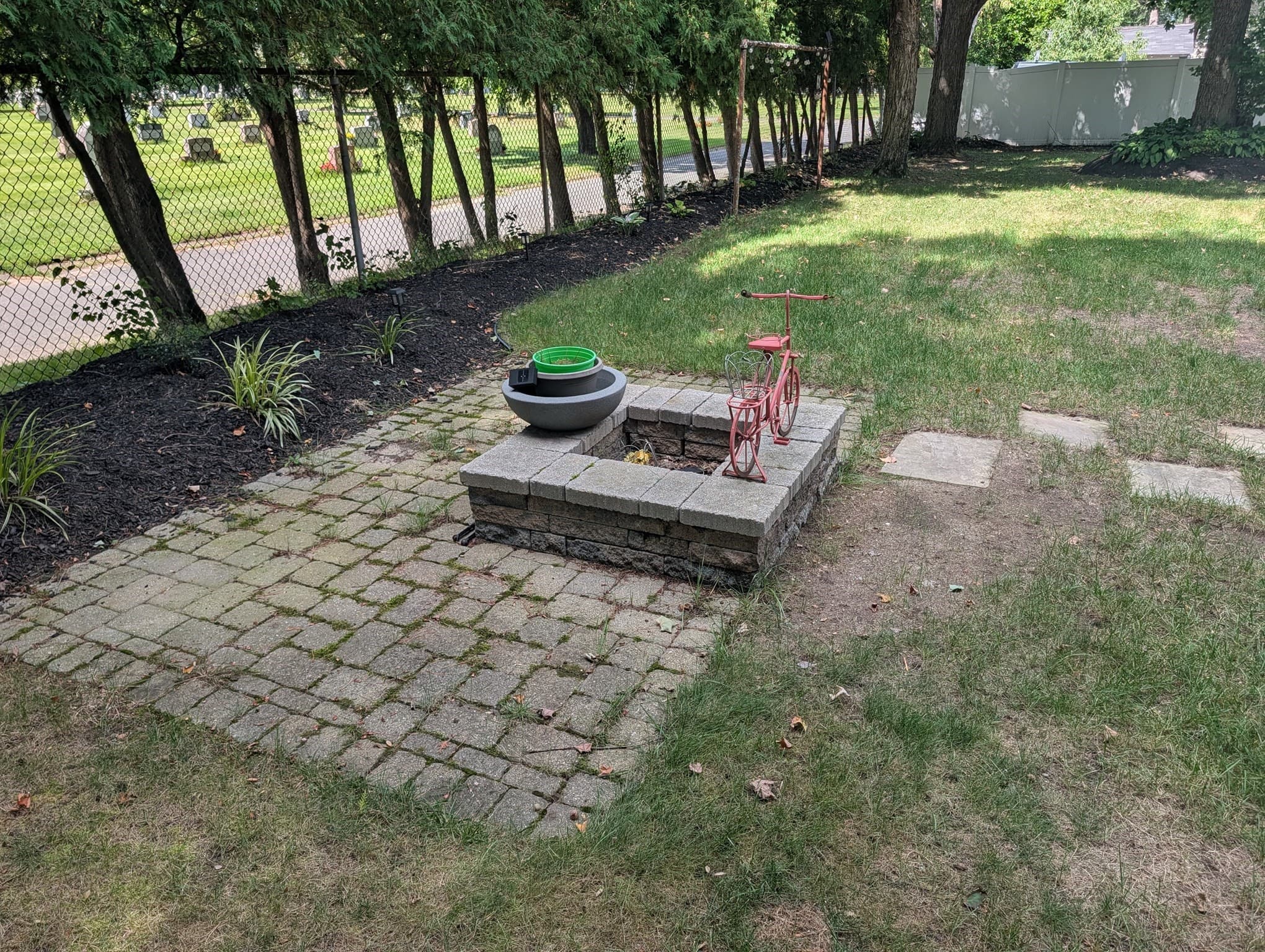 Single Family Residence at 192 Ambrose St, Springfield MA 01109, Springfield, photo 40 of 40