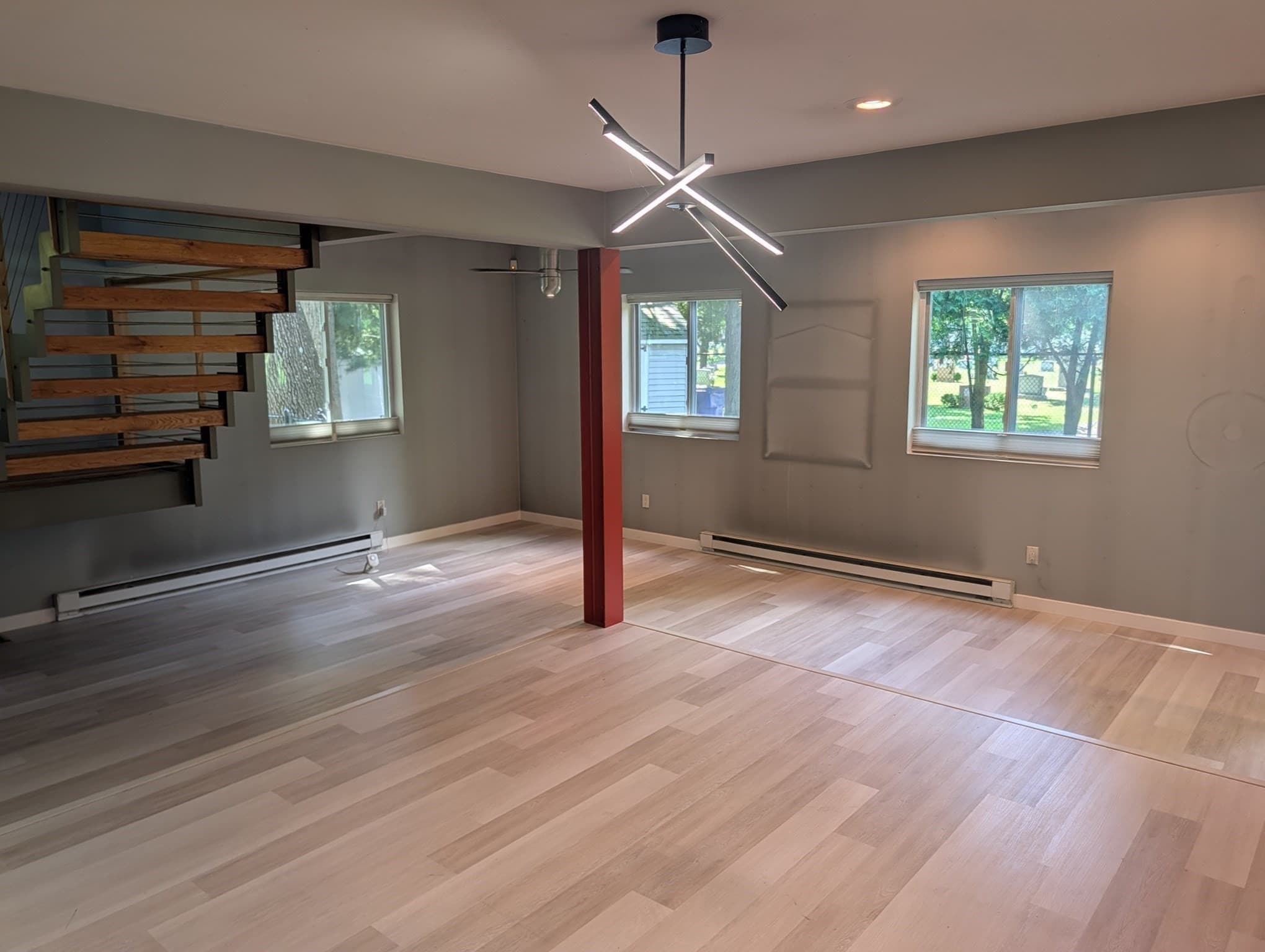 Single Family Residence at 192 Ambrose St, Springfield MA 01109, Springfield, photo 8 of 40