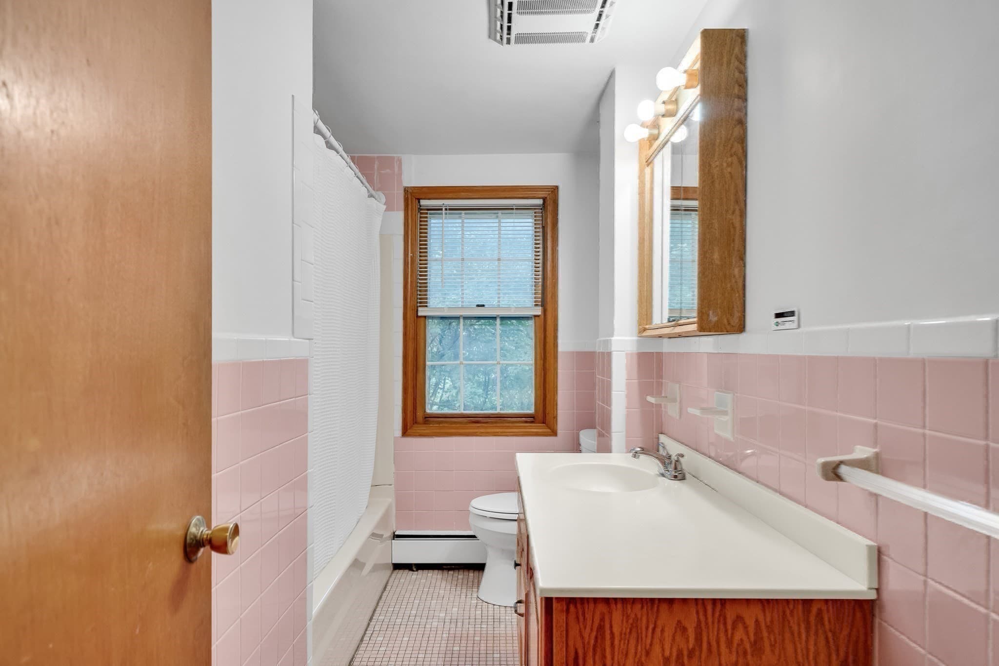 Single Family Residence at 6 Longhill Road, Lynn MA 01904, Lynn, photo 21 of 30