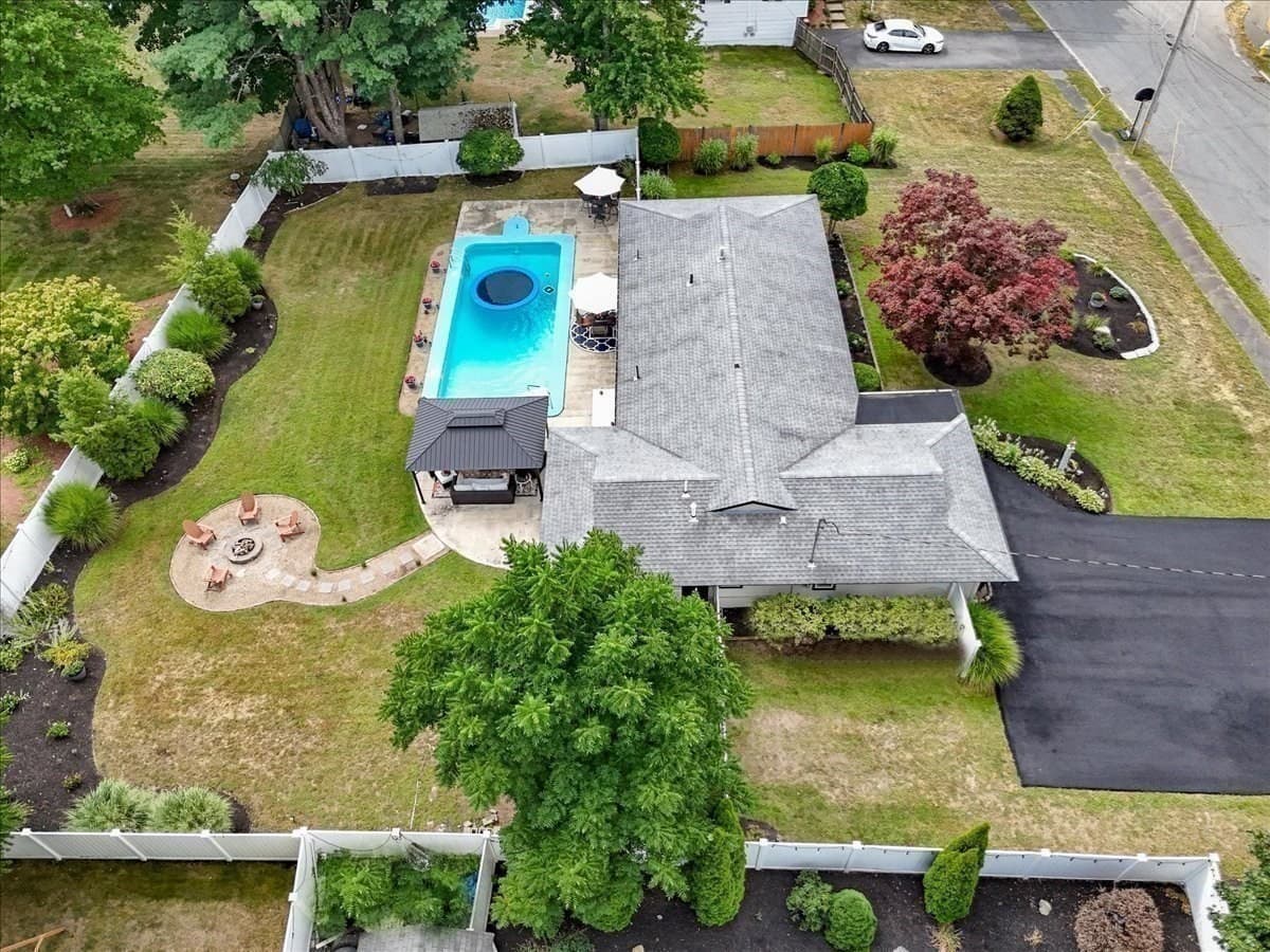 Single Family Residence at 9 Algonquin Road, Danvers MA 01923, Danvers, photo 35 of 36