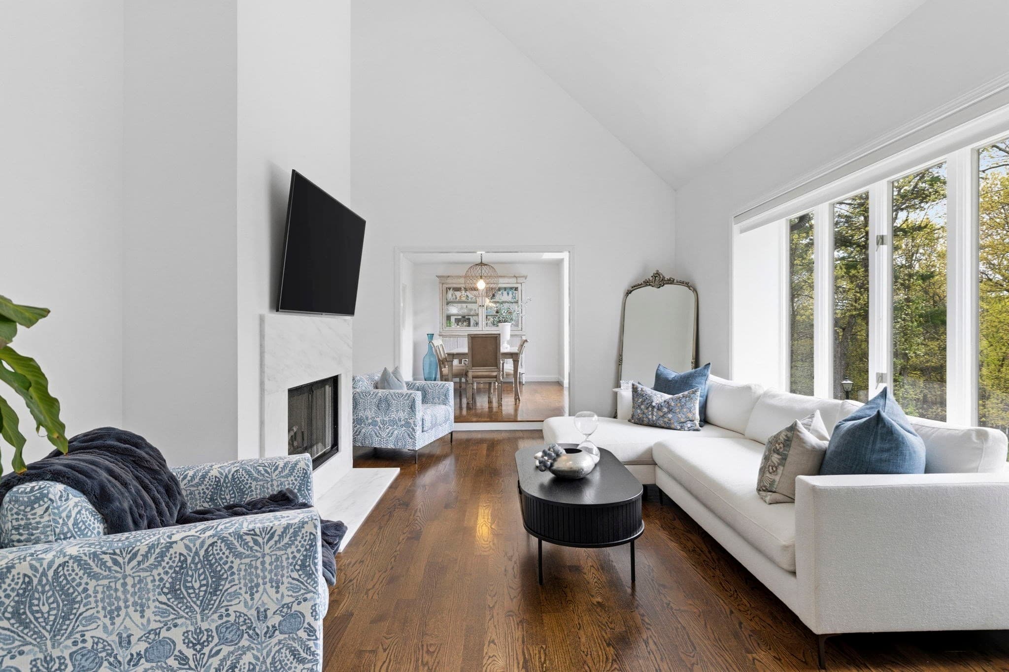 Single Family Residence at 109 Flint Farm Rd, Middleton MA 01949, Middleton, photo 9 of 39
