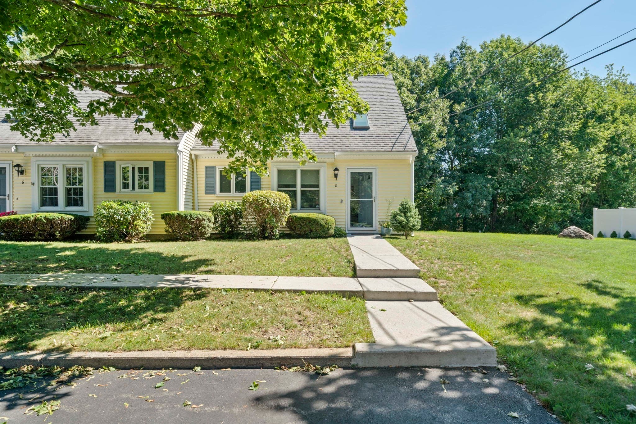 Condominium at 8 Schofield Rd # 8, Kingston MA 02364, Kingston, photo 2 of 28