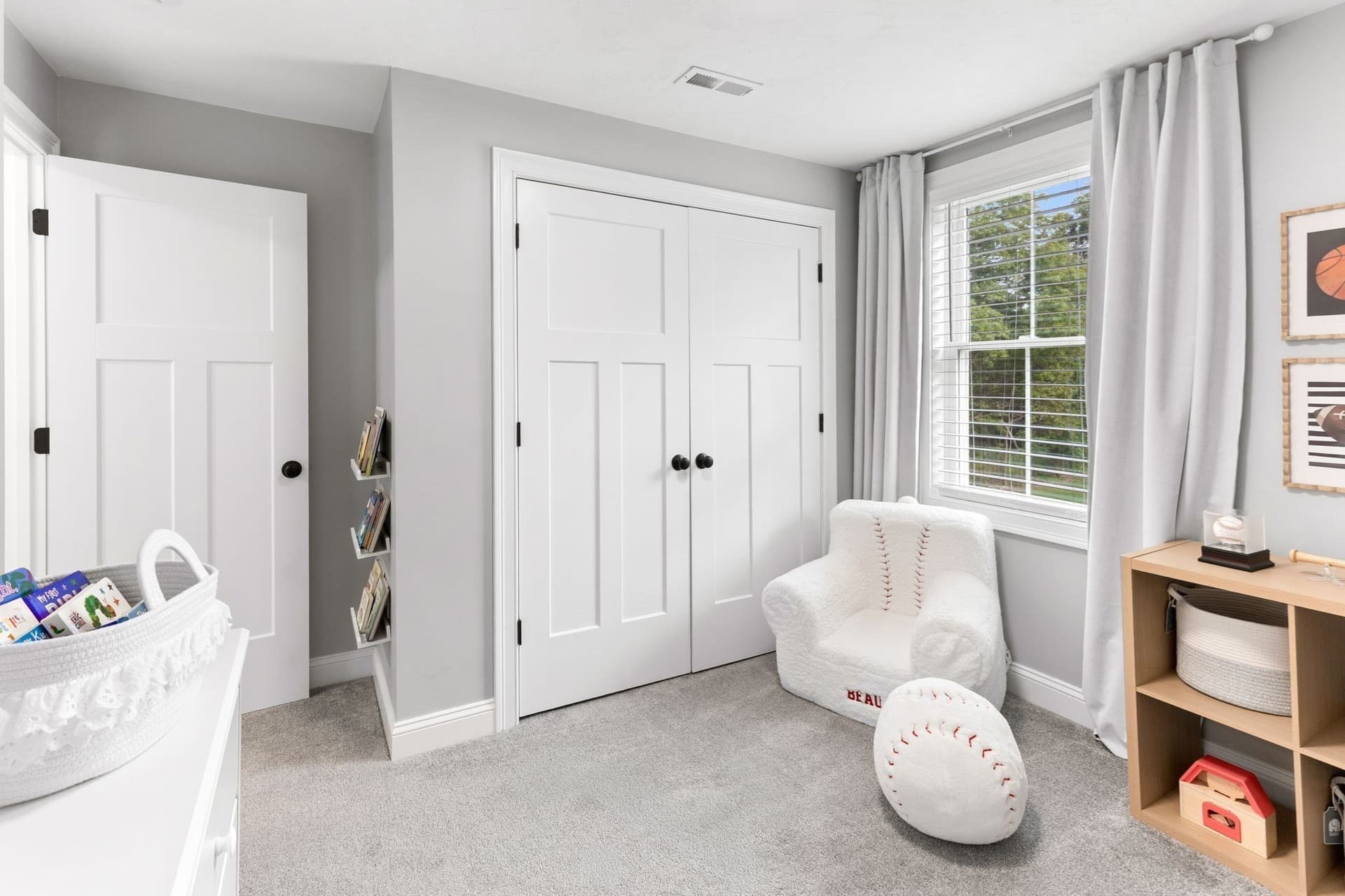 Single Family Residence at 52 Lincoln Street, Easton MA 02356, photo 21 of 38