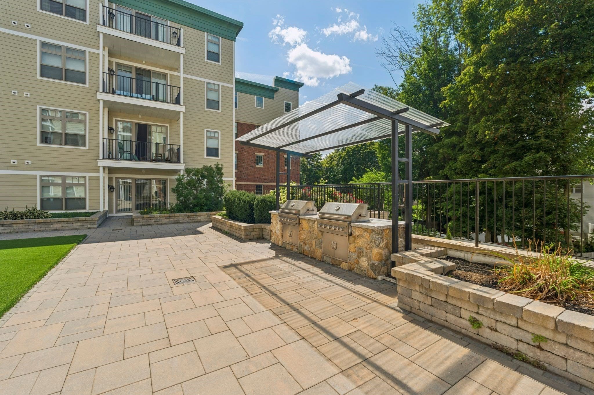 Condominium at 69 Foundry St # 206, Wakefield MA 01880, Wakefield, photo 20 of 27