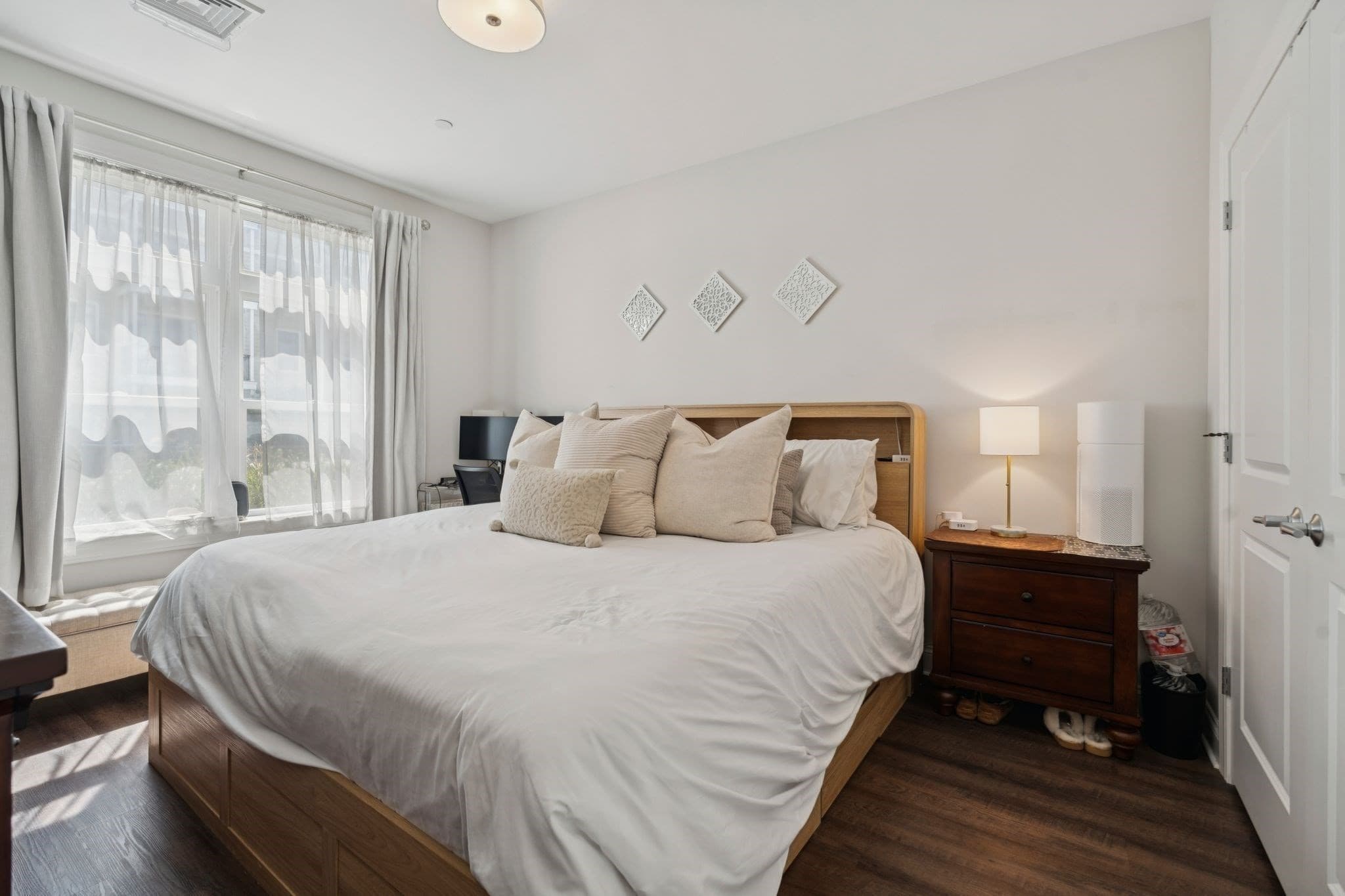 Condominium at 69 Foundry St # 206, Wakefield MA 01880, Wakefield, photo 10 of 27