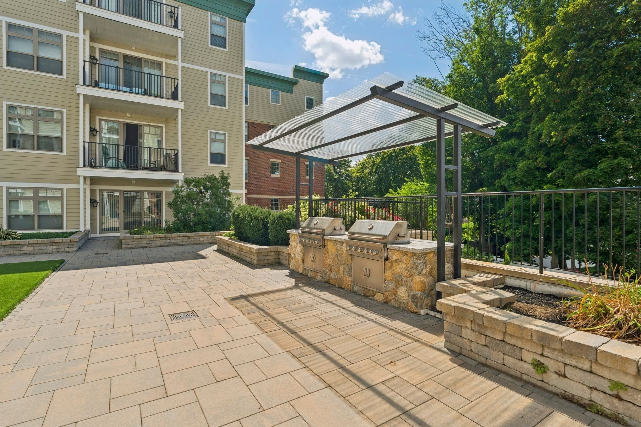 Condominium at 69 Foundry St # 206, Wakefield MA 01880, Wakefield, photo 19 of 27