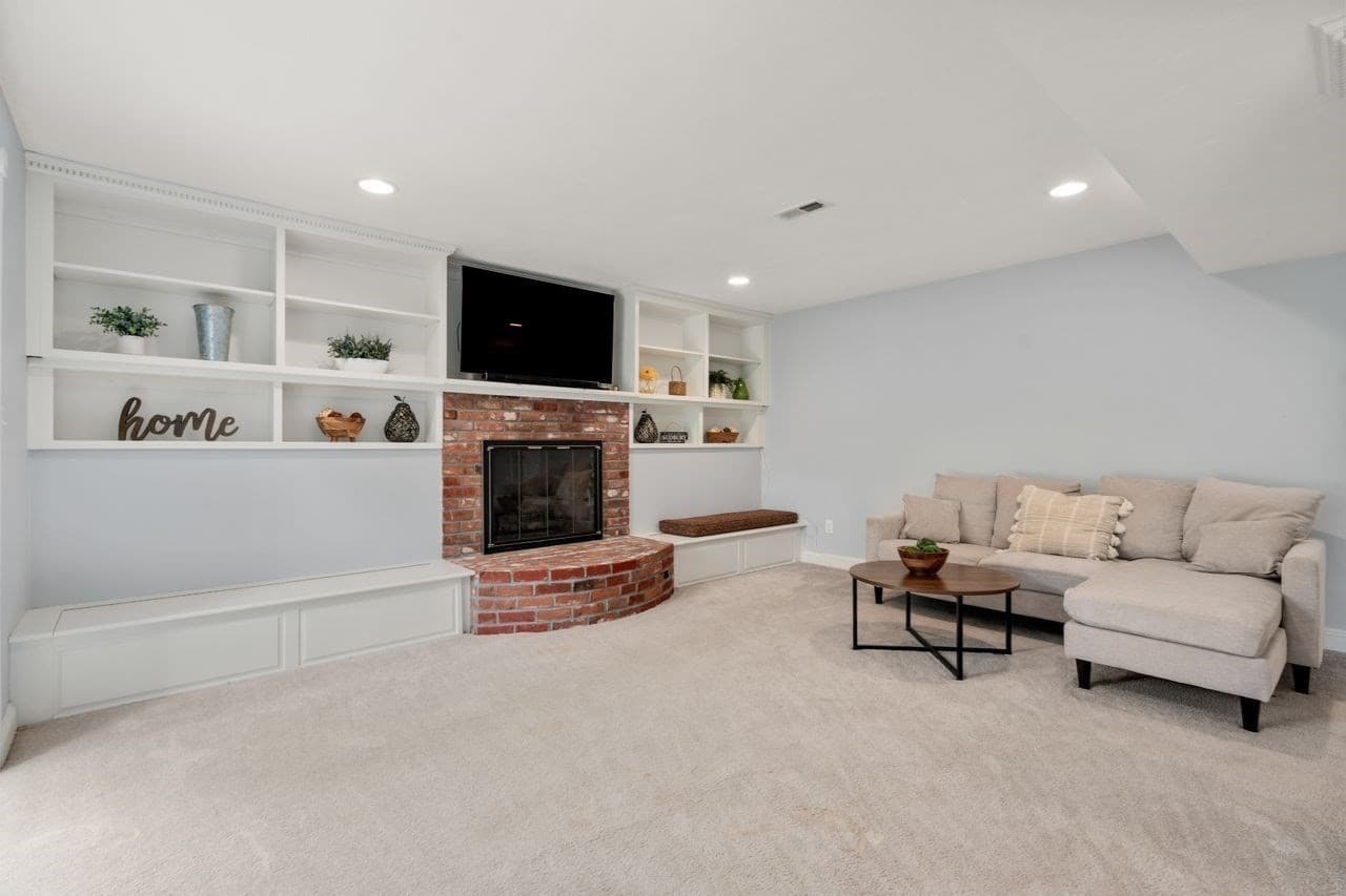 Single Family Residence at 74 Cudworth Lane, Sudbury MA 01776, Sudbury, photo 30 of 41