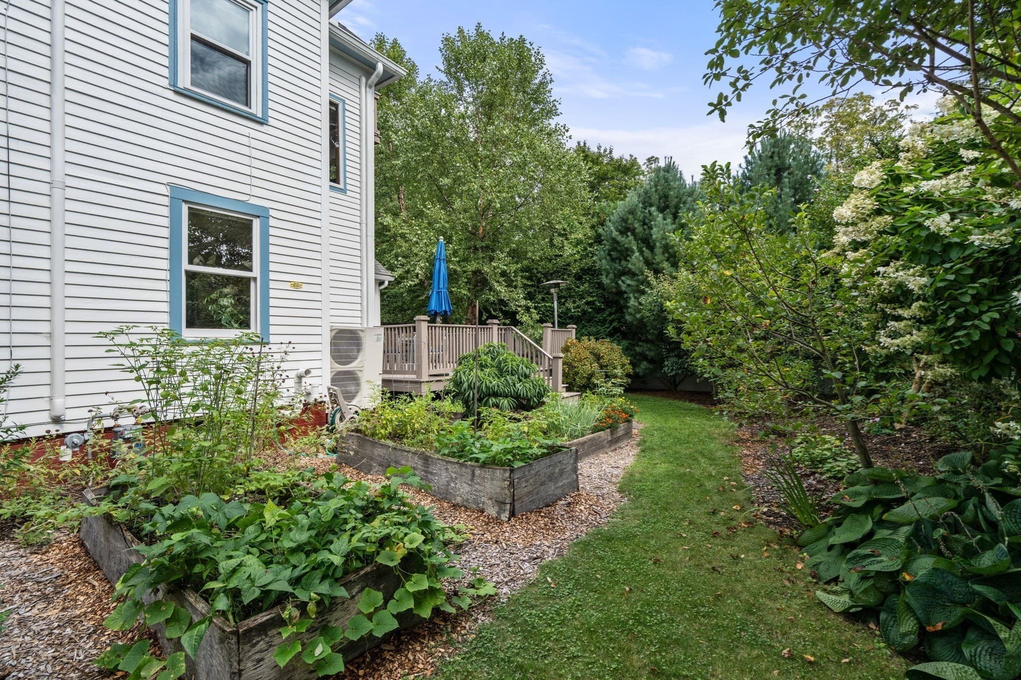 Single Family Residence at 63 Massasoit St, Northampton MA 01060, Northampton, photo 32 of 42