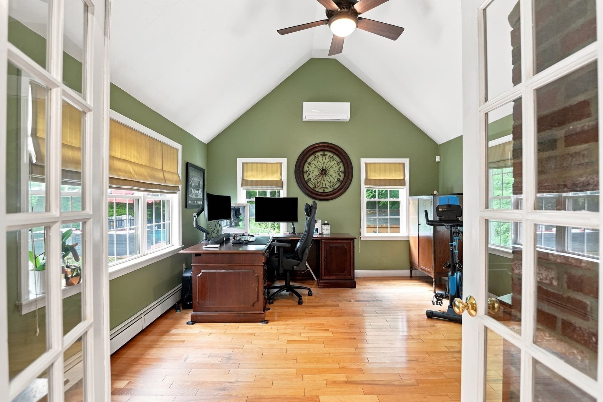 Single Family Residence at 975 Hanover St, Hanover MA 02339, Hanover, photo 20 of 40
