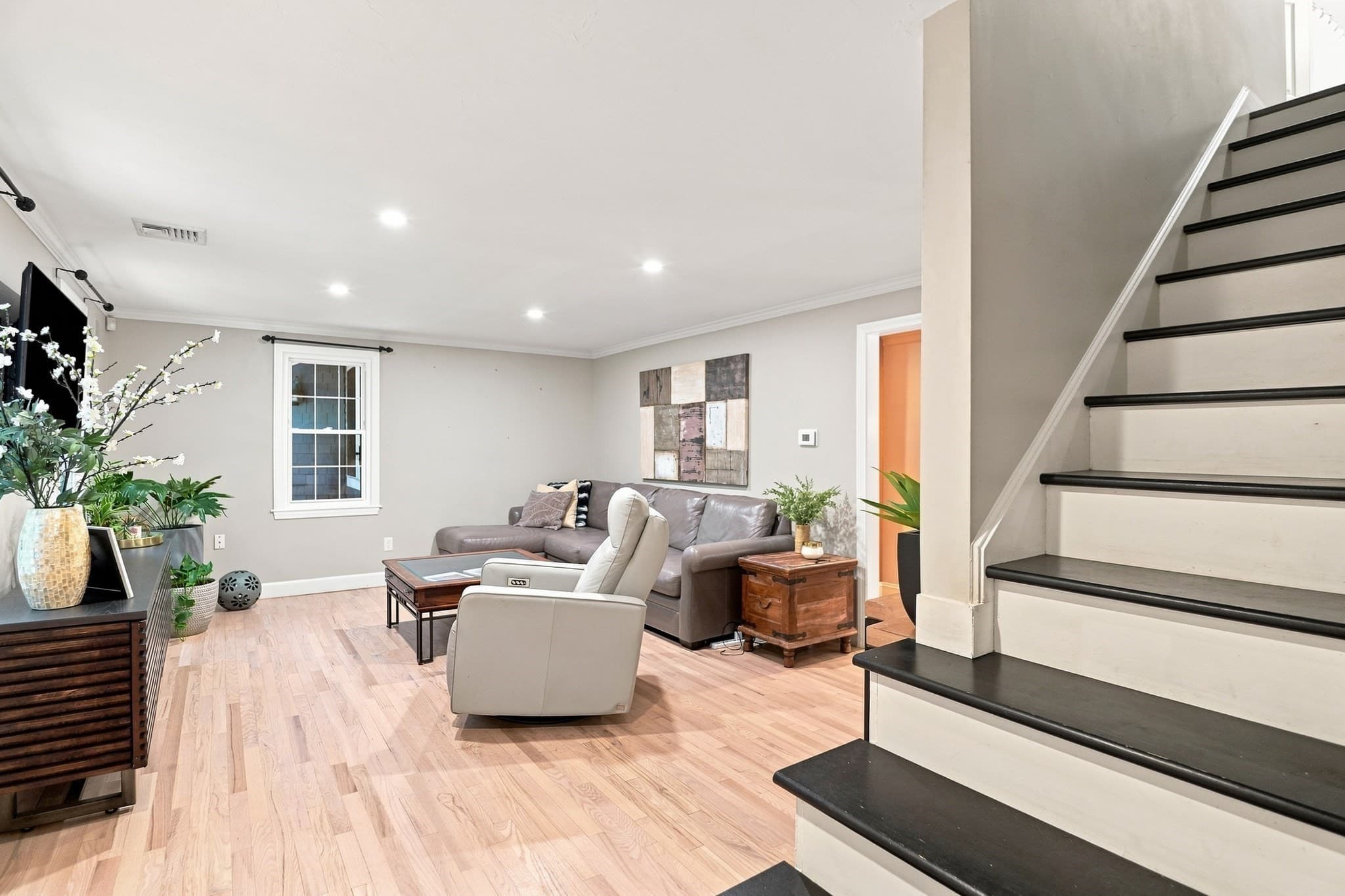 Single Family Residence at 975 Hanover St, Hanover MA 02339, Hanover, photo 18 of 40