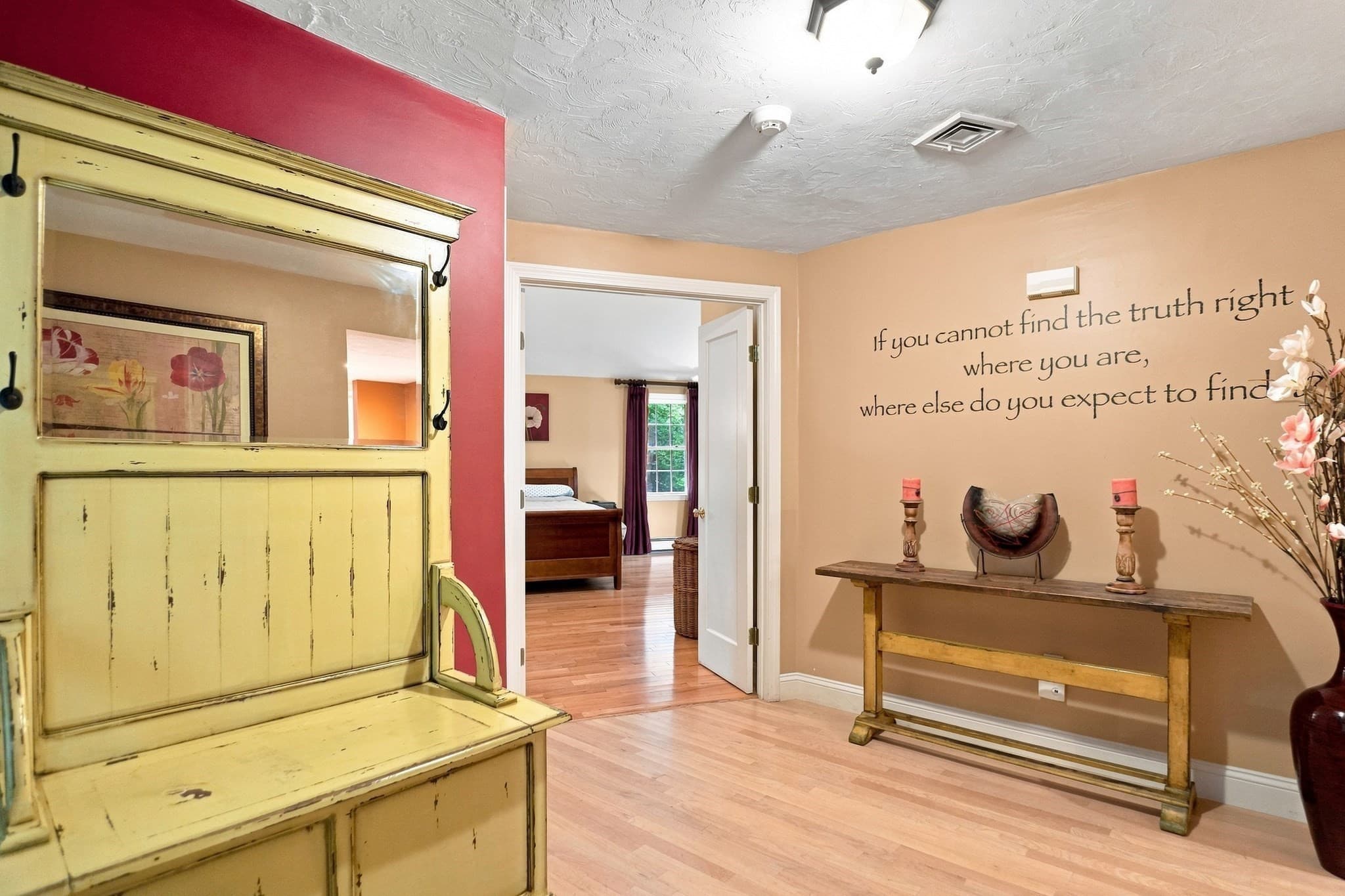 Single Family Residence at 975 Hanover St, Hanover MA 02339, Hanover, photo 4 of 40