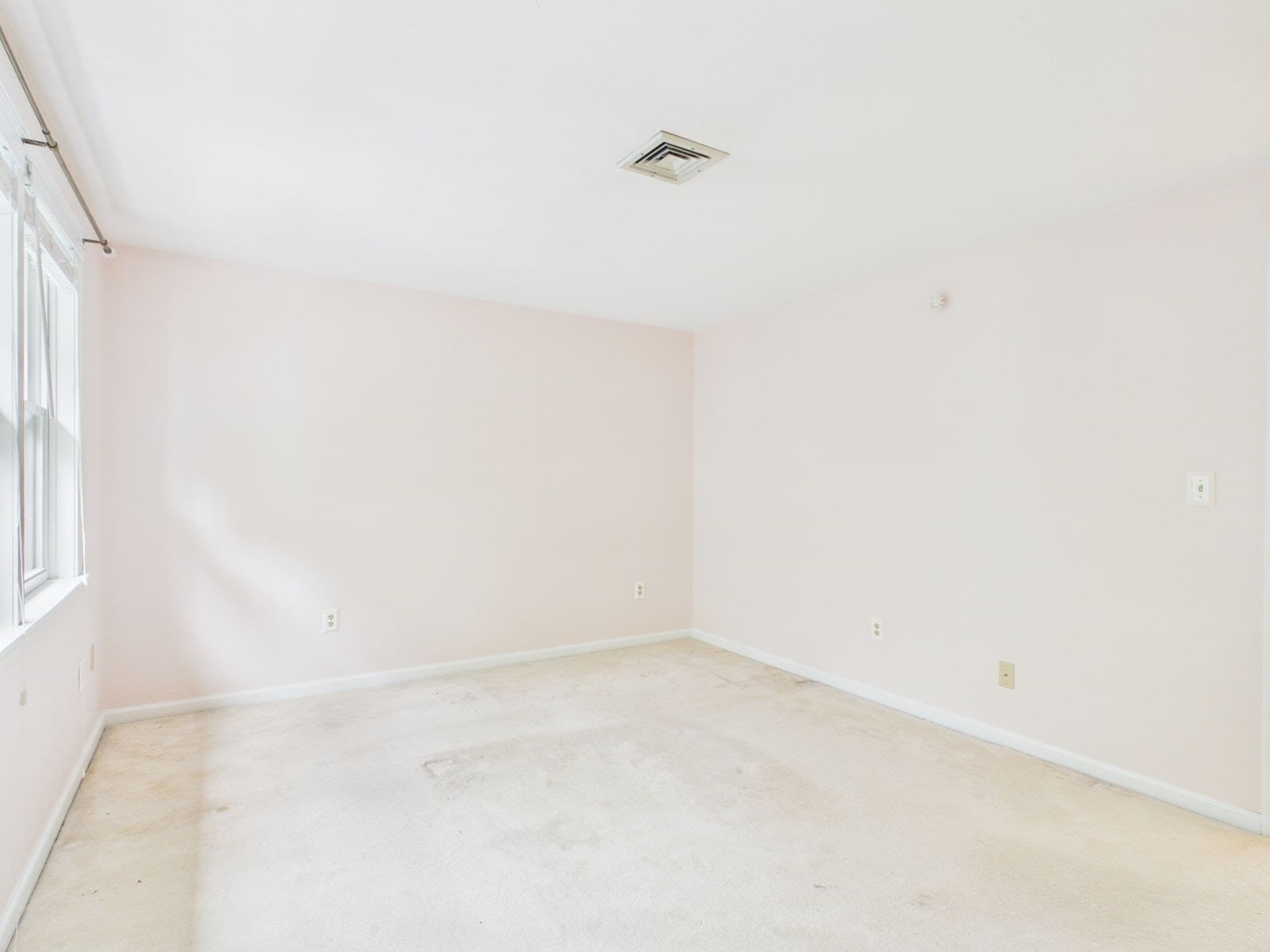 Condominium at 25 Todd Dr Ext # 25, Norton MA 02766, Norton, photo 24 of 42