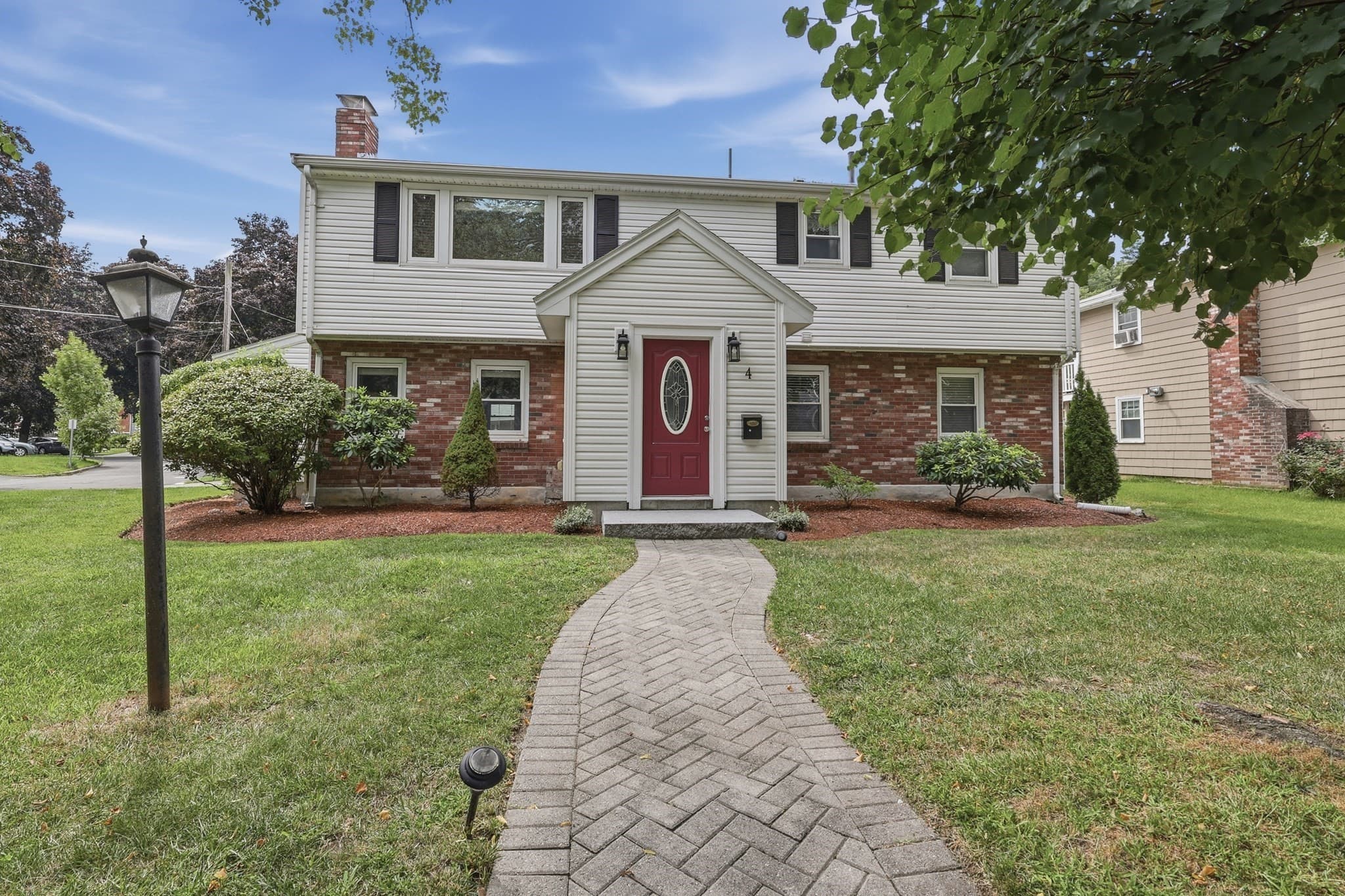 4 Groveland Road, Melrose MA 02176
