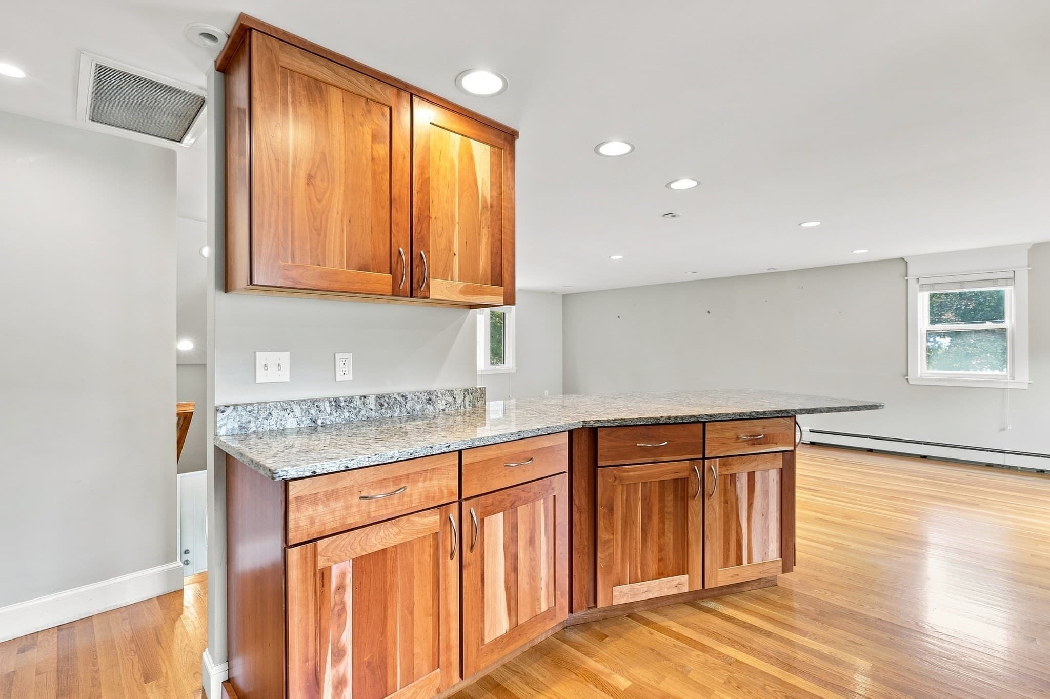 Single Family Residence at 4 Groveland Road, Melrose MA 02176, Melrose, photo 5 of 38