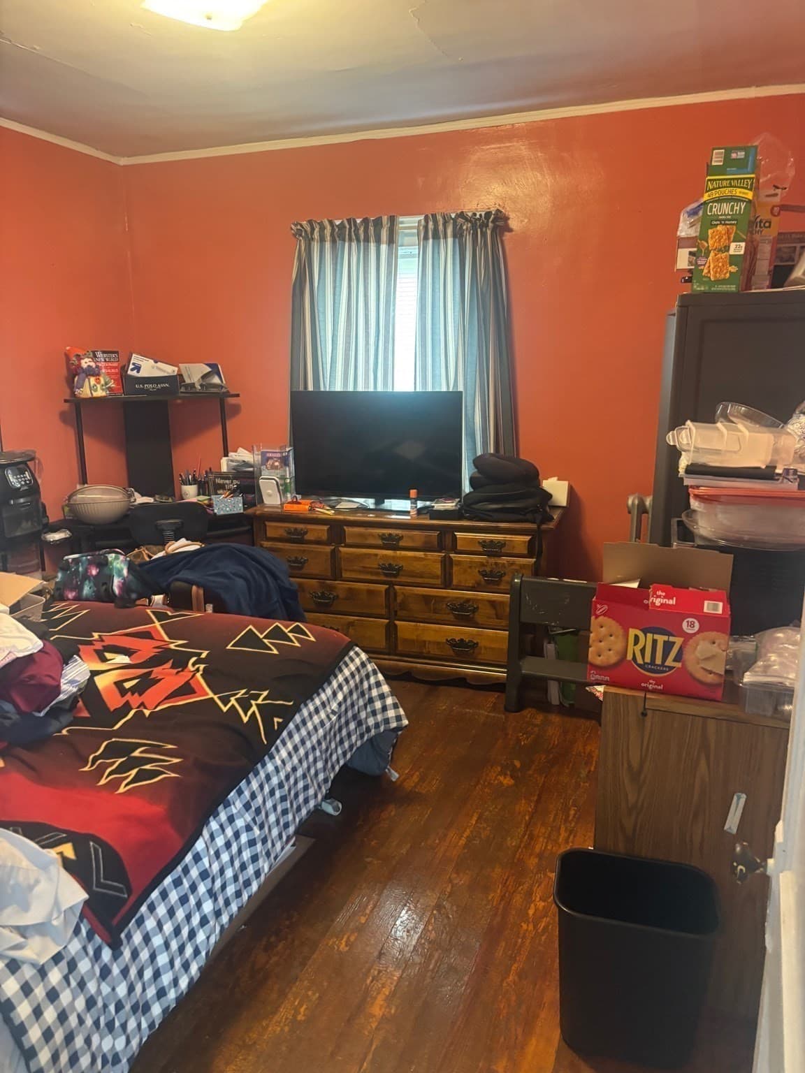 2 Family - 2 Units Up/Down at 48 Gertrude Ave, Lowell MA 01851, Lowell, photo 25 of 37