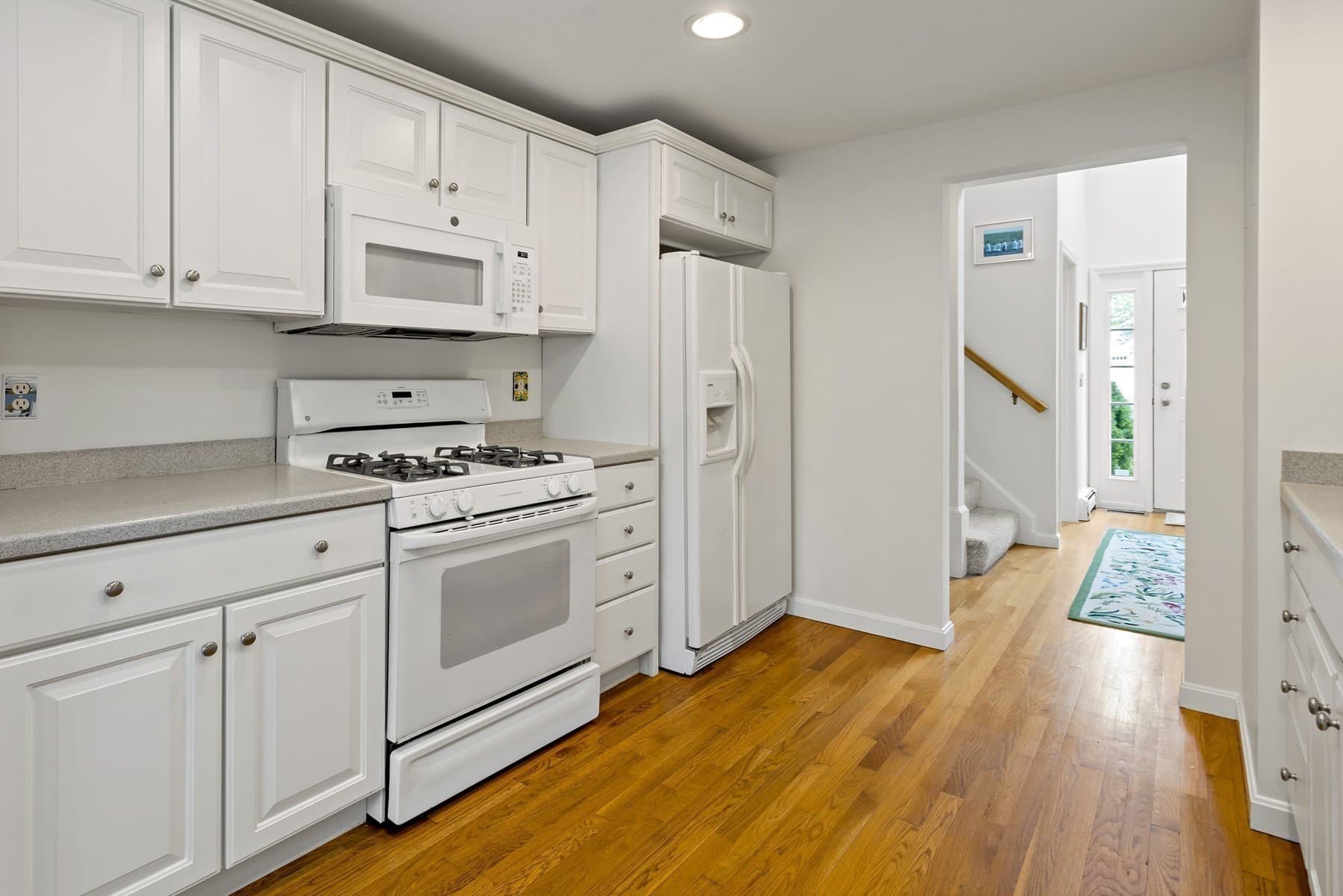 Single Family Residence at 82 Falling Leaf Ln, Barnstable MA 02655, Barnstable, photo 12 of 39