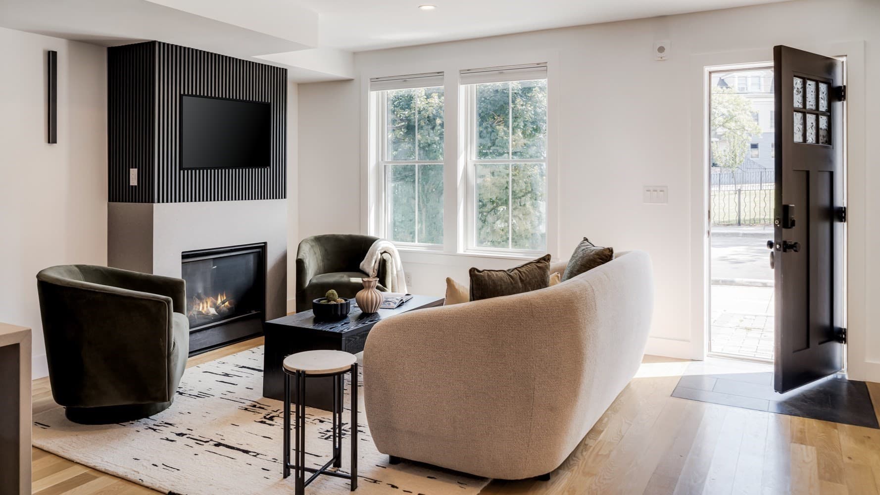 Condominium at 272 E Eagle # 1, Boston MA 02128, Boston, photo 16 of 40