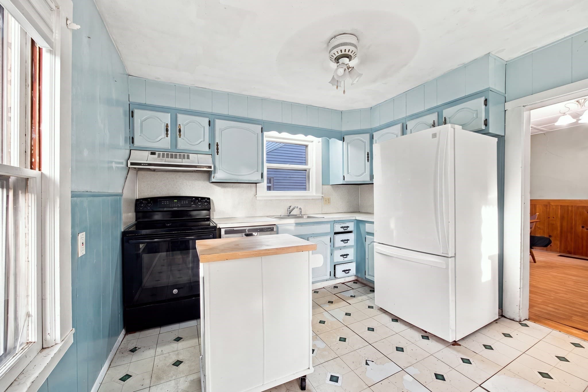 Single Family Residence at 16 Otis St, Westfield MA 01085, Westfield, photo 9 of 22