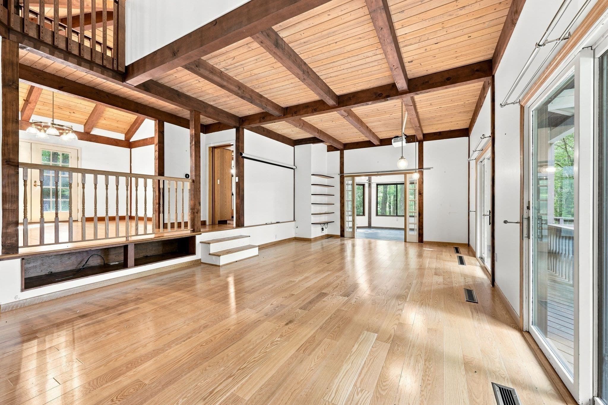 Single Family Residence at 616 Station Rd, Amherst MA 01002, Amherst, photo 5 of 42