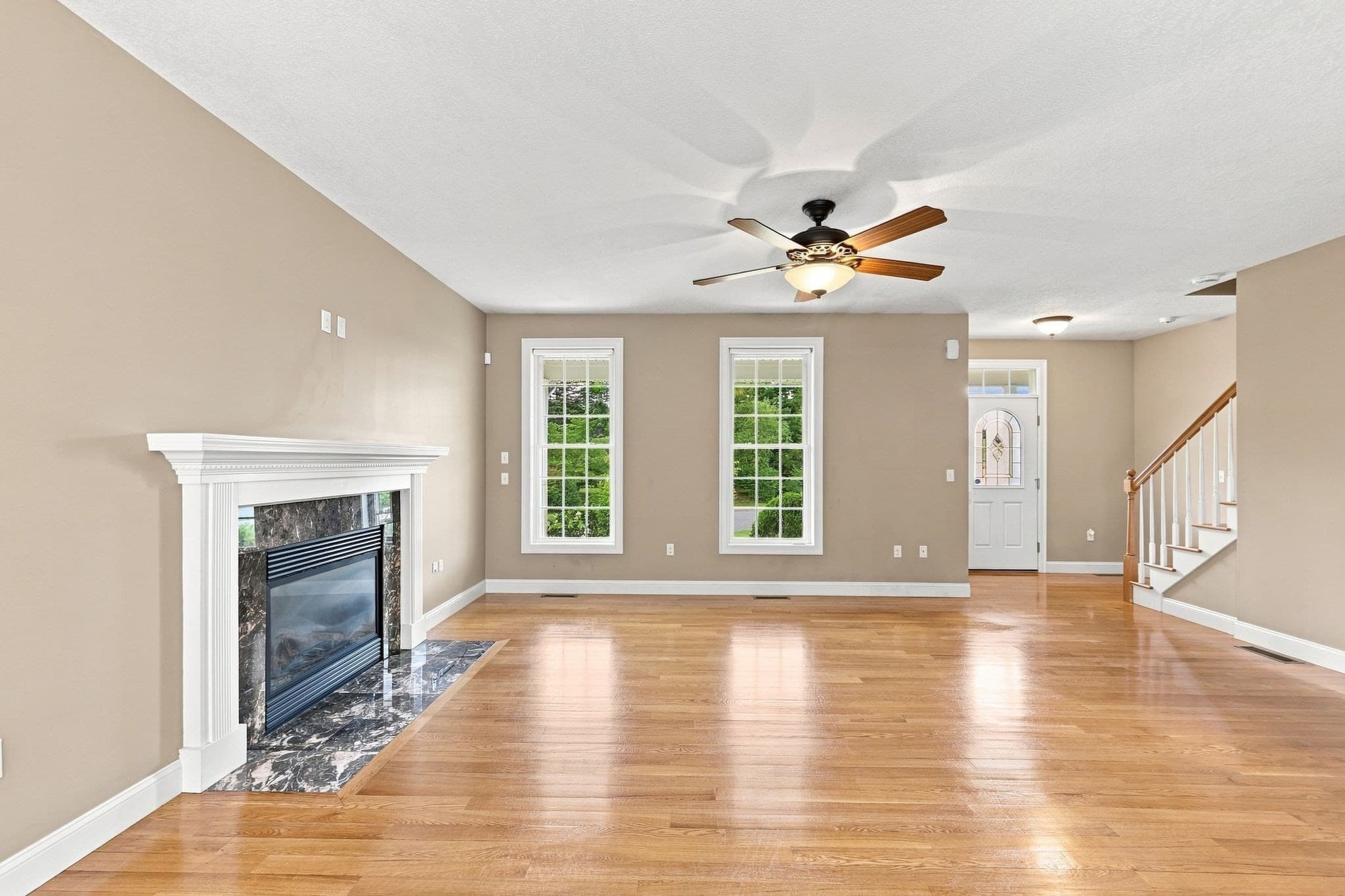 Single Family Residence at 33 Caddyshack Dr, Chicopee MA 01020, Chicopee, photo 5 of 42