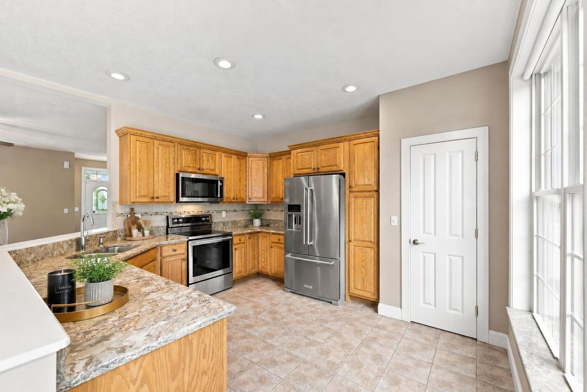 Single Family Residence at 33 Caddyshack Dr, Chicopee MA 01020, Chicopee, photo 14 of 42