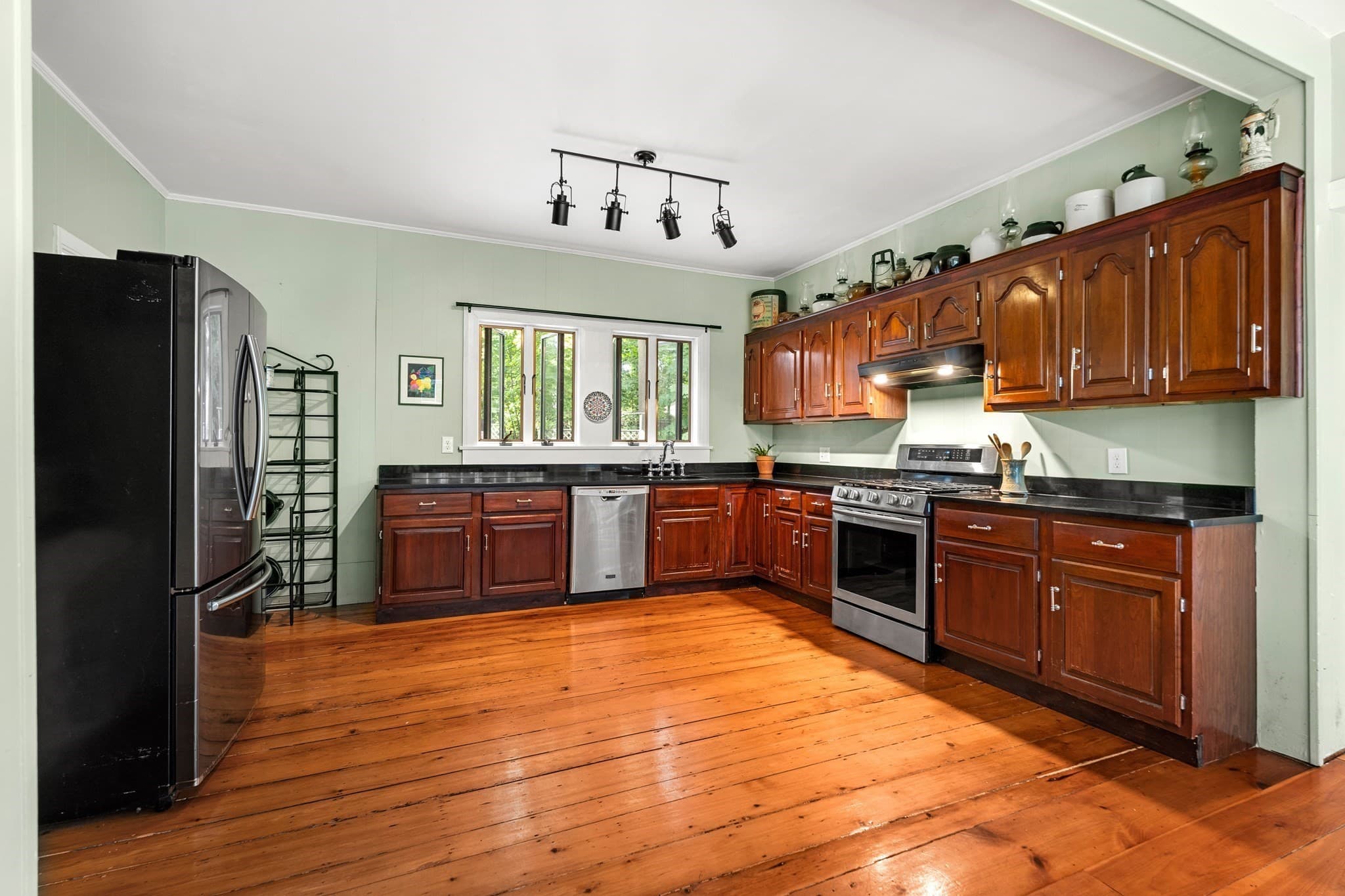 Single Family Residence at 360 Nahant Road, Nahant MA 01908, Nahant, photo 6 of 40