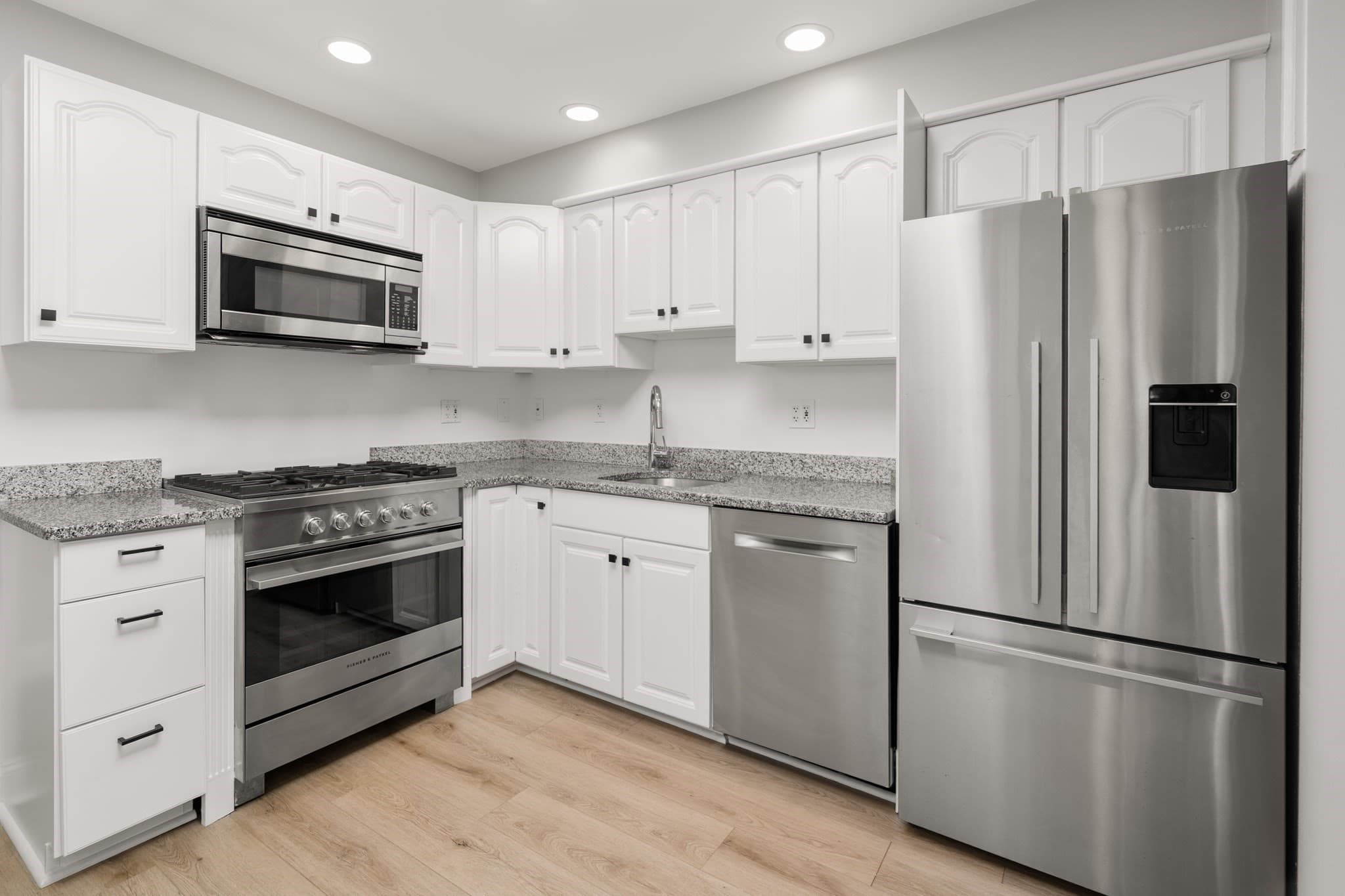 Condominium at 93 Baldwin St # 1, Boston MA 02129, photo 2 of 12