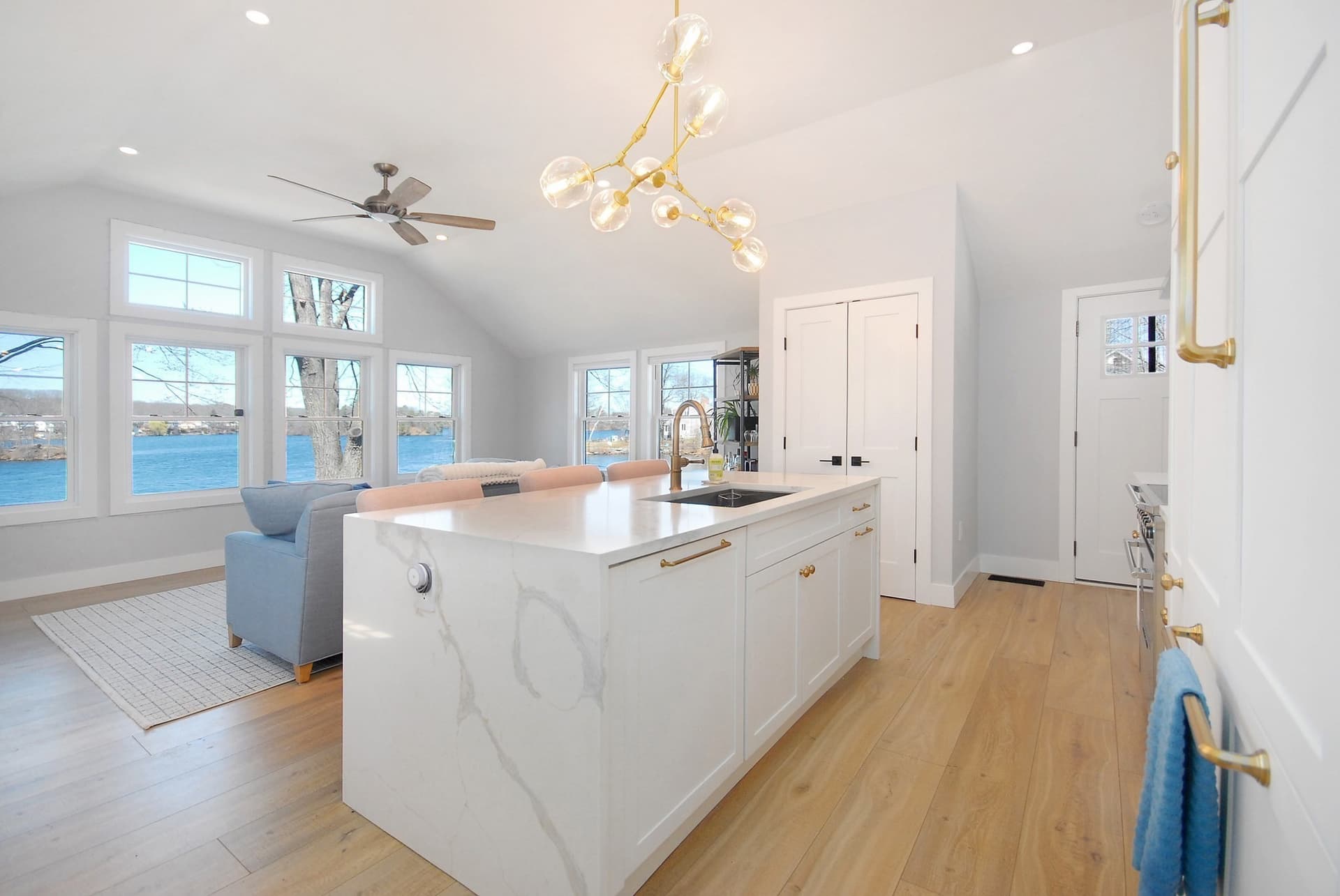 Single Family Residence at 36 Canna Dr, Shrewsbury MA 01545, photo 13 of 39