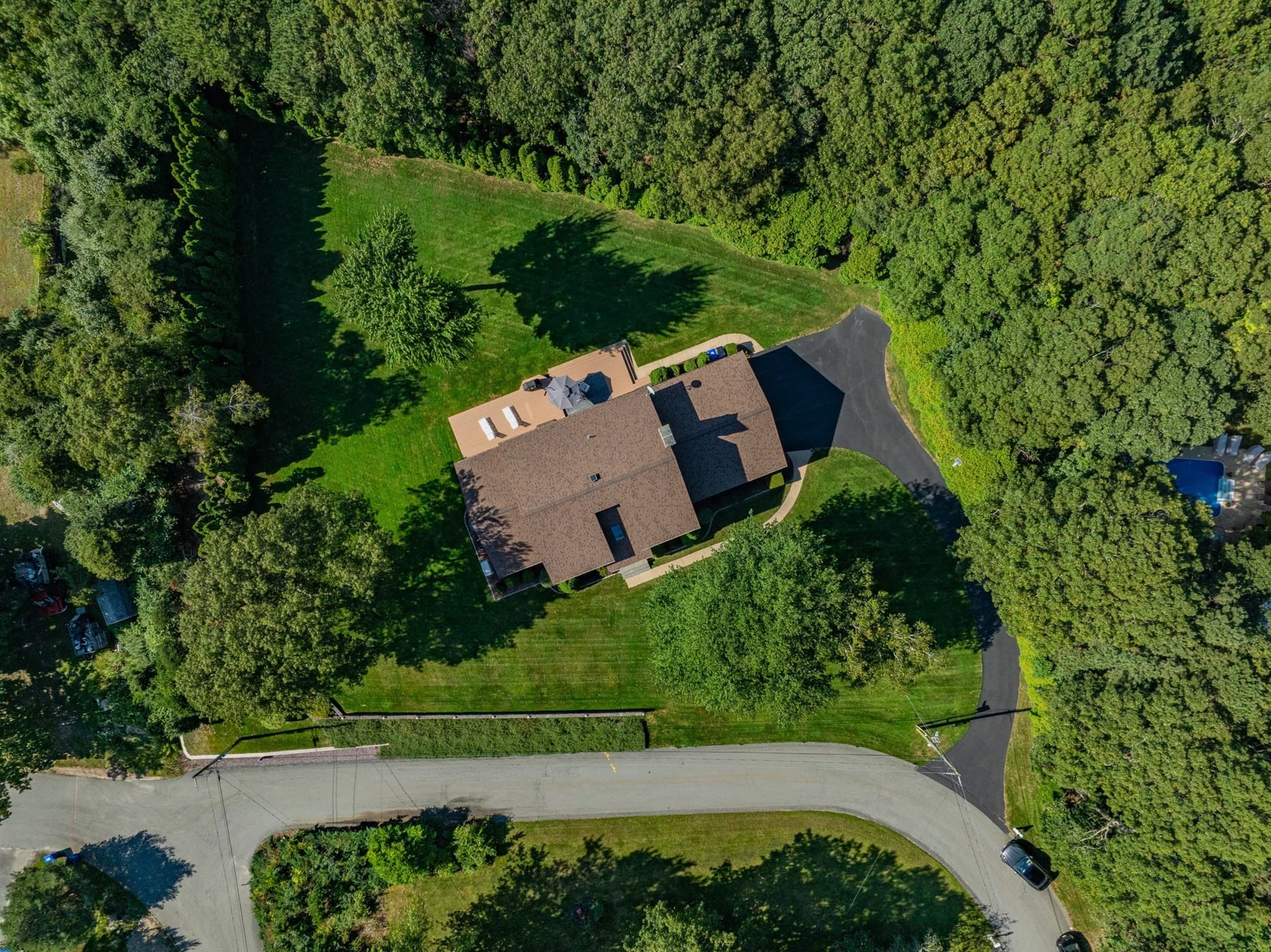 Single Family Residence at 1 Homestead Rd Ext, Bourne MA 02562, Bourne, photo 9 of 40