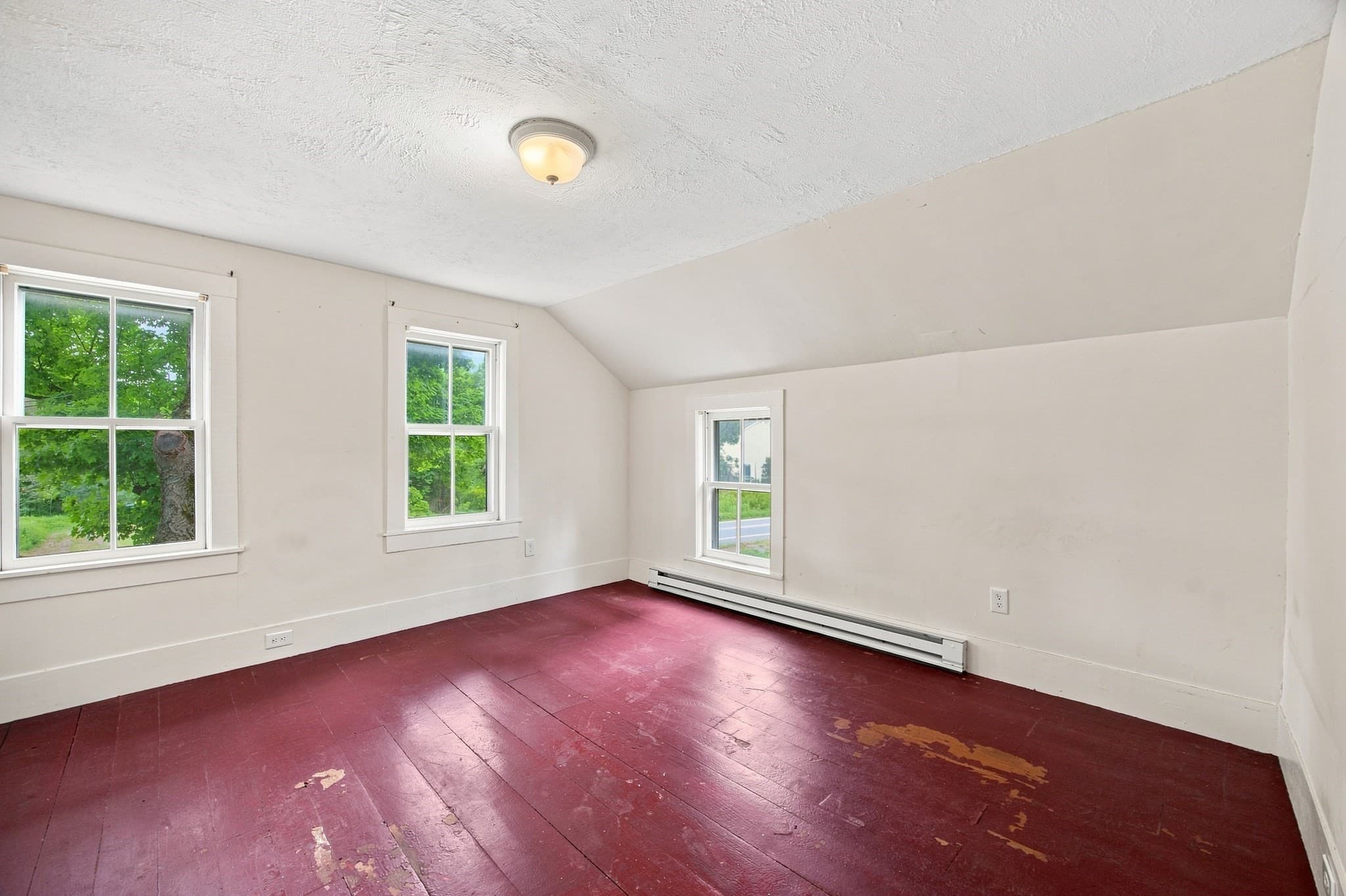 Single Family Residence at 114 Old Amherst Rd, Sunderland MA 01375, photo 16 of 42